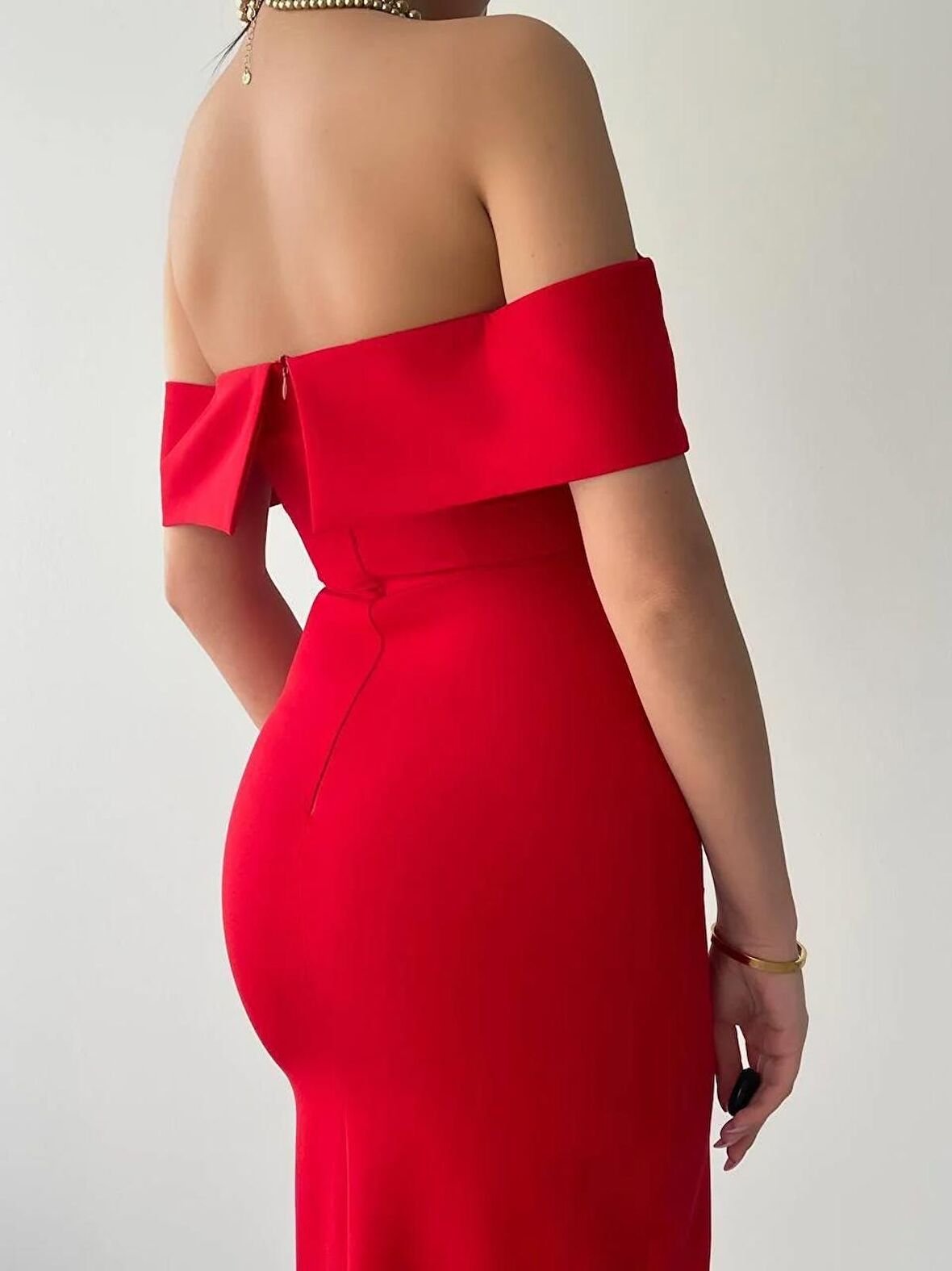 Madonna Yaka Uzun Elbise