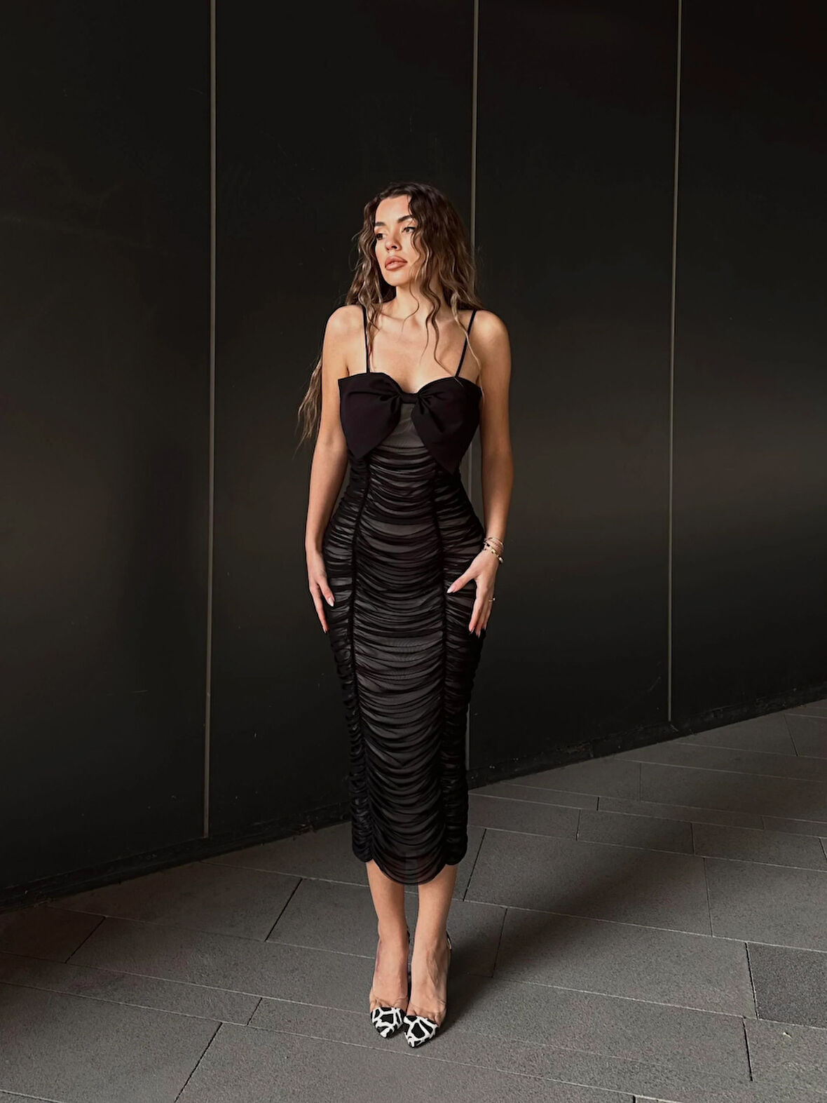 Laziyo Tül Drapeli Likralı Astarlı Kurdele Detay Askılı Elbise