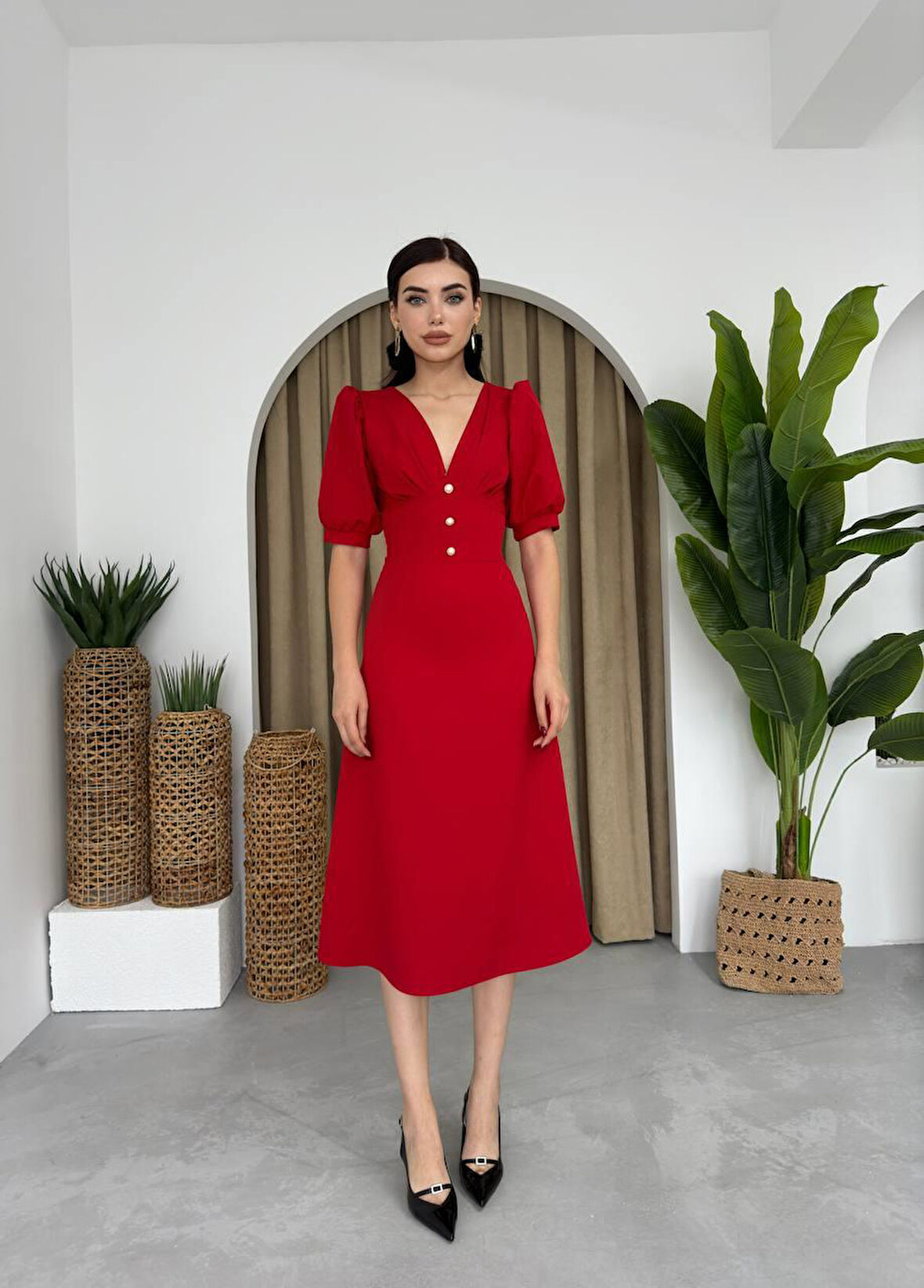 Linda Önü Düğmeli Midi Elbise