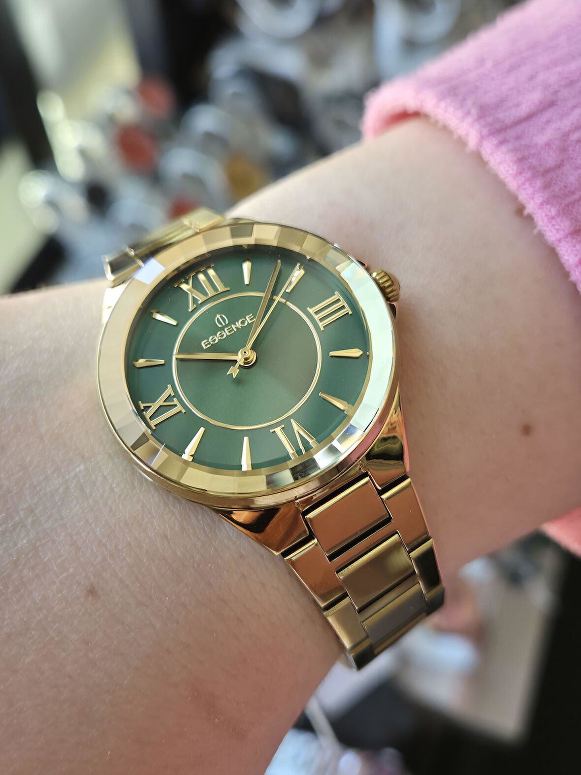 ES6650FE.170SS ESSENCE KADIN KOL SAATİ ORJİNAL 2 YIL GARANTİLİ ŞIK VE ESTETİĞİN BİRLEŞTİĞİ ÜRÜN SU GEÇİRMEZ