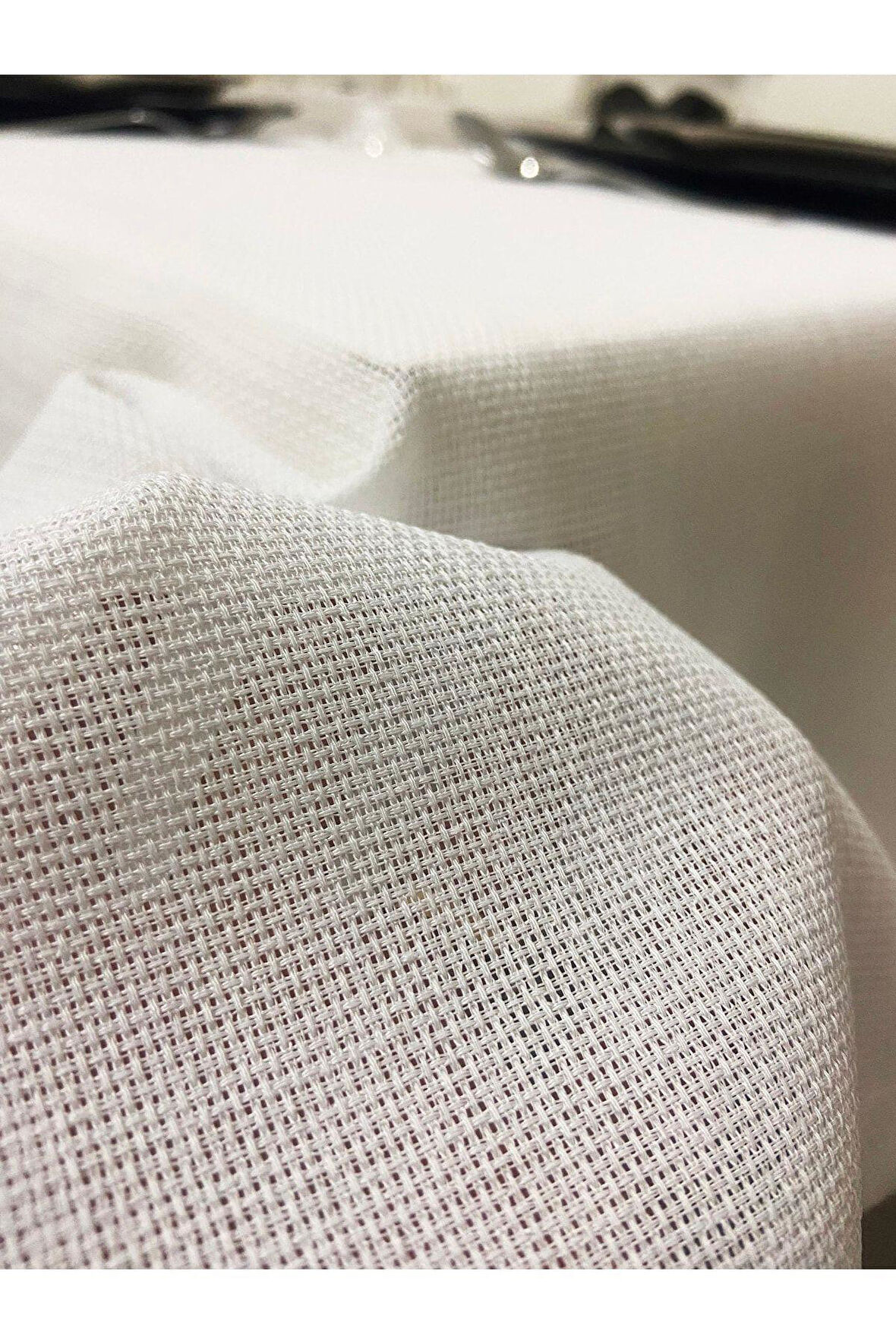 Keten Görünümlü Dertsiz Salon Masa Örtüsü Beyaz 13 Parça