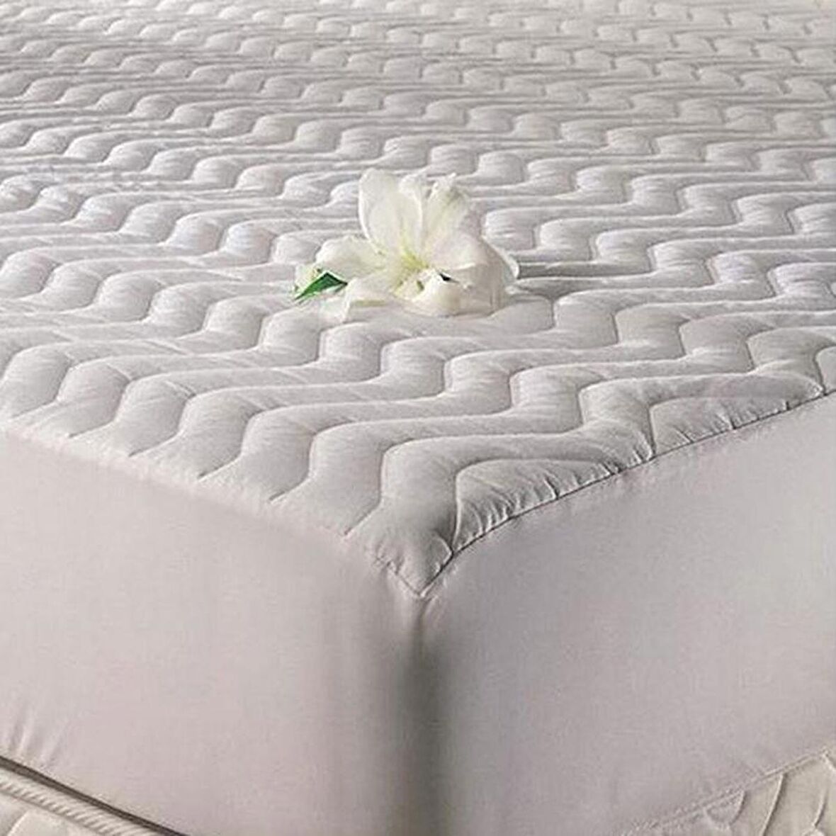 Cotton Box Sıvı Geçirmez Kapitoneli Fitted Çift Kişilik Yatak Pedi 200x200