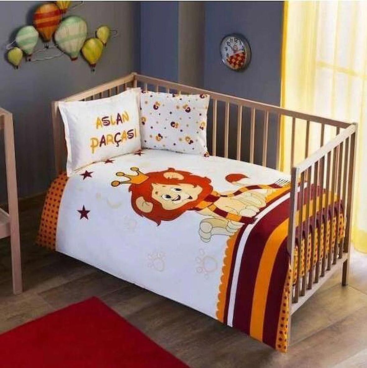 Taç Galatasaray Aslan Parçası Bebek Lisanslı Nevresim Takımı