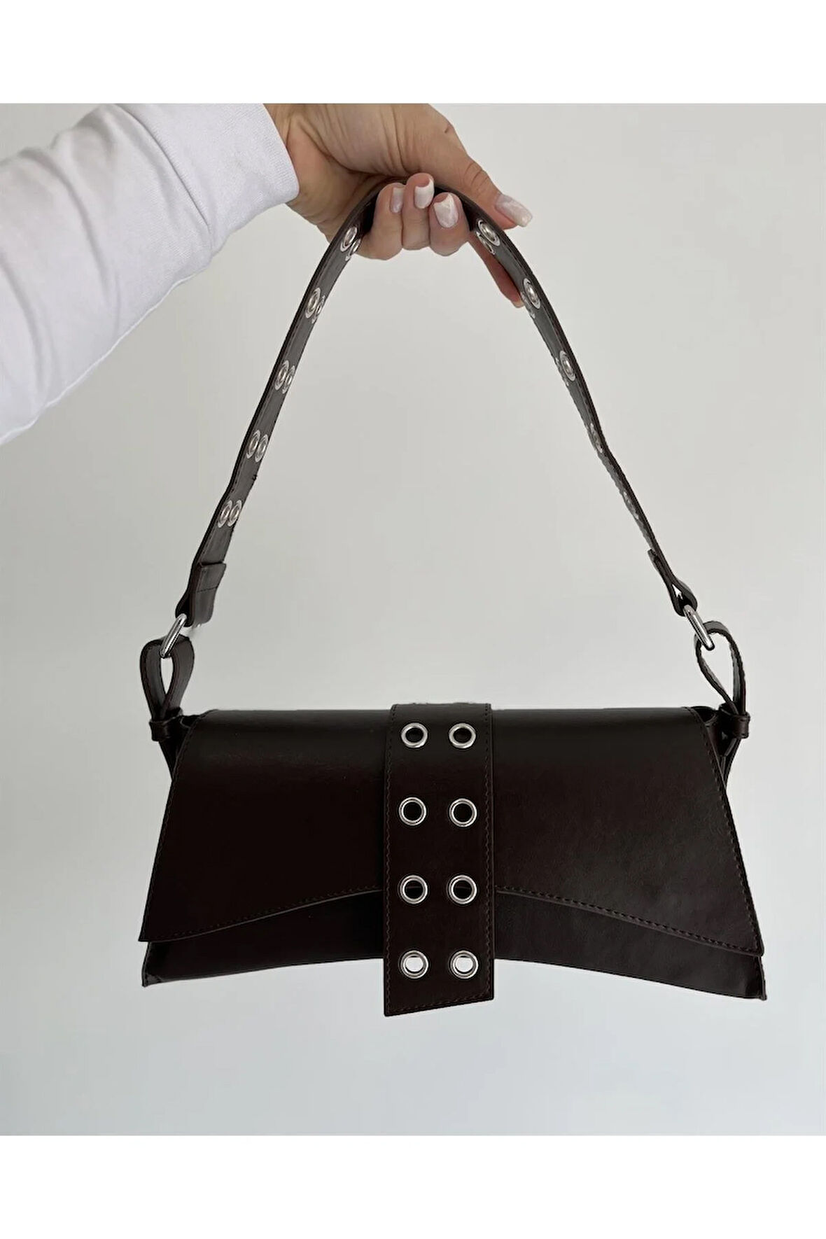 Kuşgözü Detaylı Baget Çanta Acı Kahve