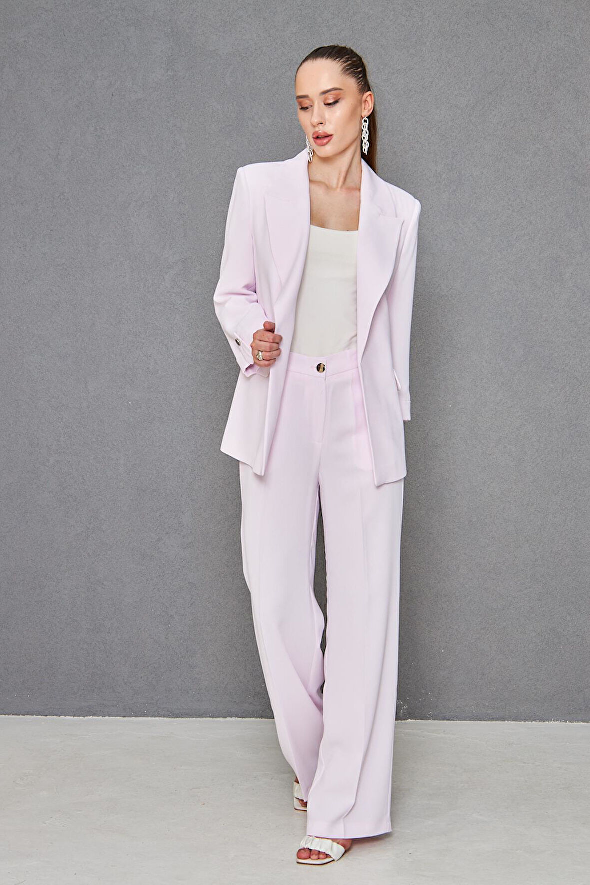 Kısa Kol Nikel Düğmeli Krep Takım Pudra