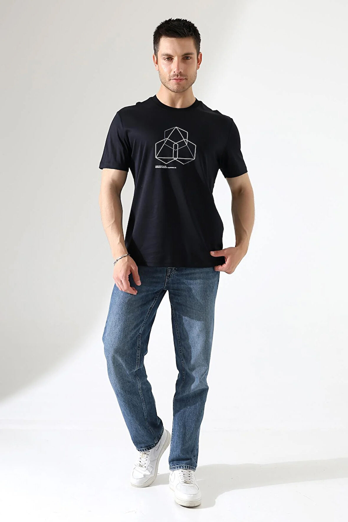 Bisiklet Yaka Kısa Kol, Baskılı T-shirt