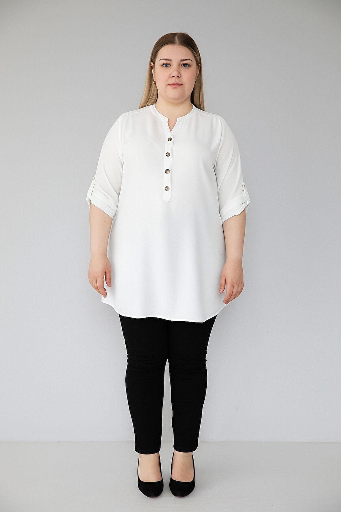 Kadın Büyük Beden Düğme Detaylı Jesica Kumaş Katlama Kol Hakim Yaka Tunik