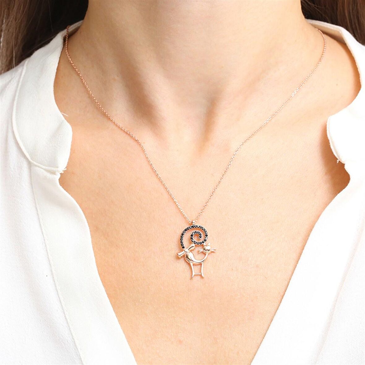 PIRLANTA MONTÜR TASARIM ONİKS TAŞ ROSE GOLD KEDİ GÜMÜŞ KOLYE