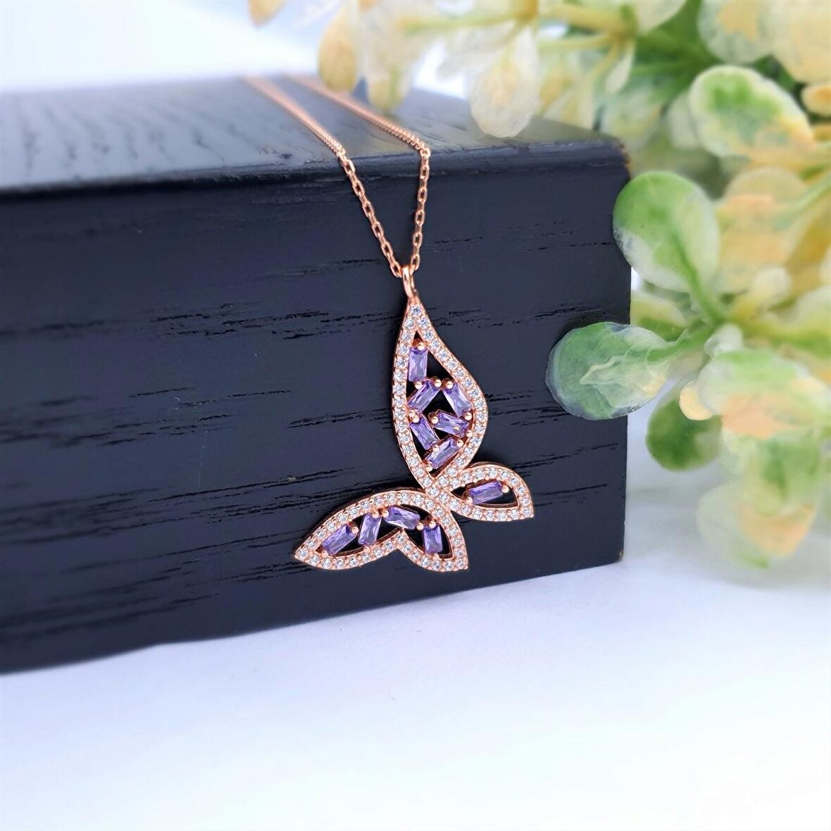 AMETİST TAŞLI ROSE RENK SU KELEBEĞİ GÜMÜŞ KOLYE