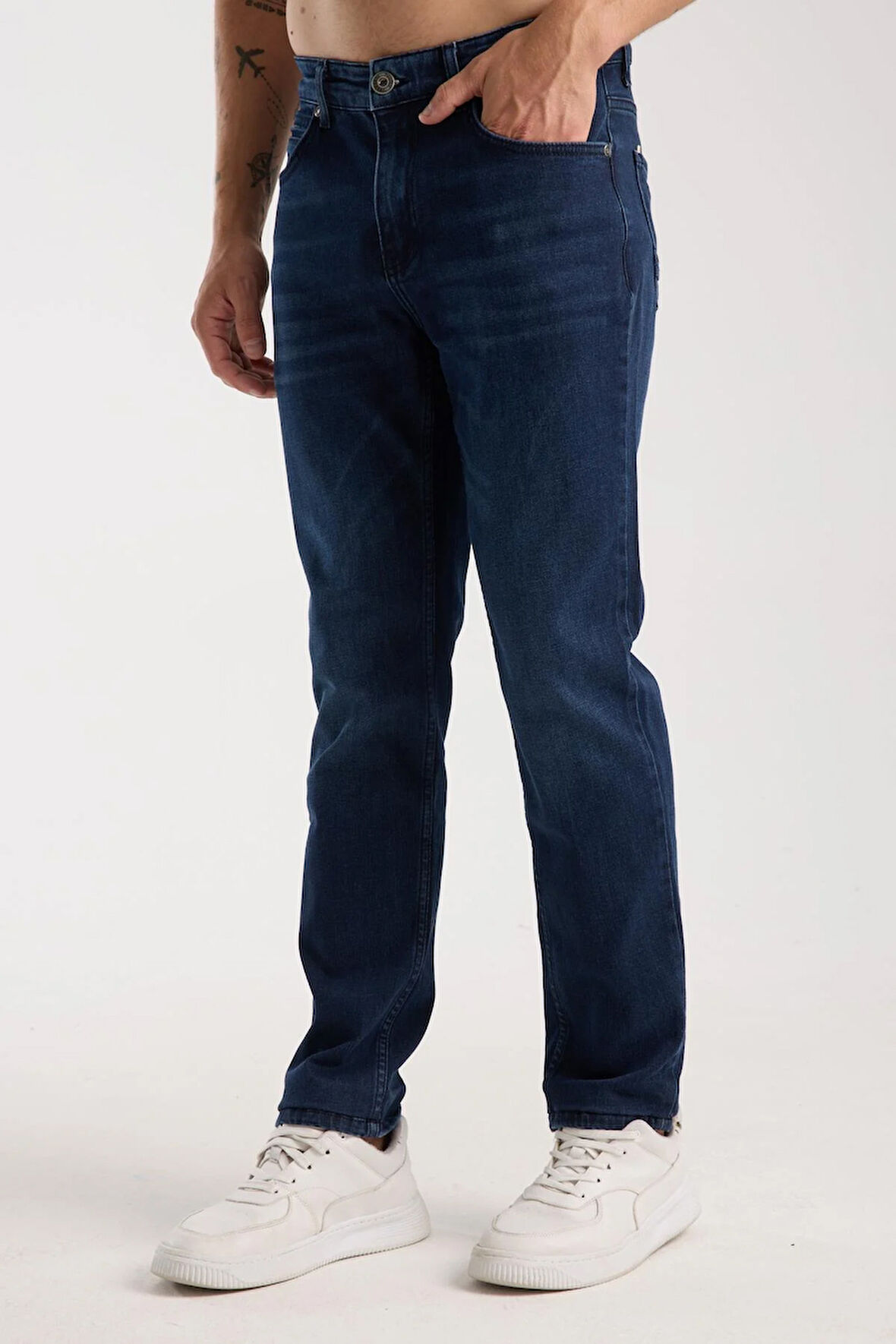 Erkek Slim Fit/Normal Kesim Jean Pantolon - Esnek (%2 Elastan) ve Pamuklu (%98) 