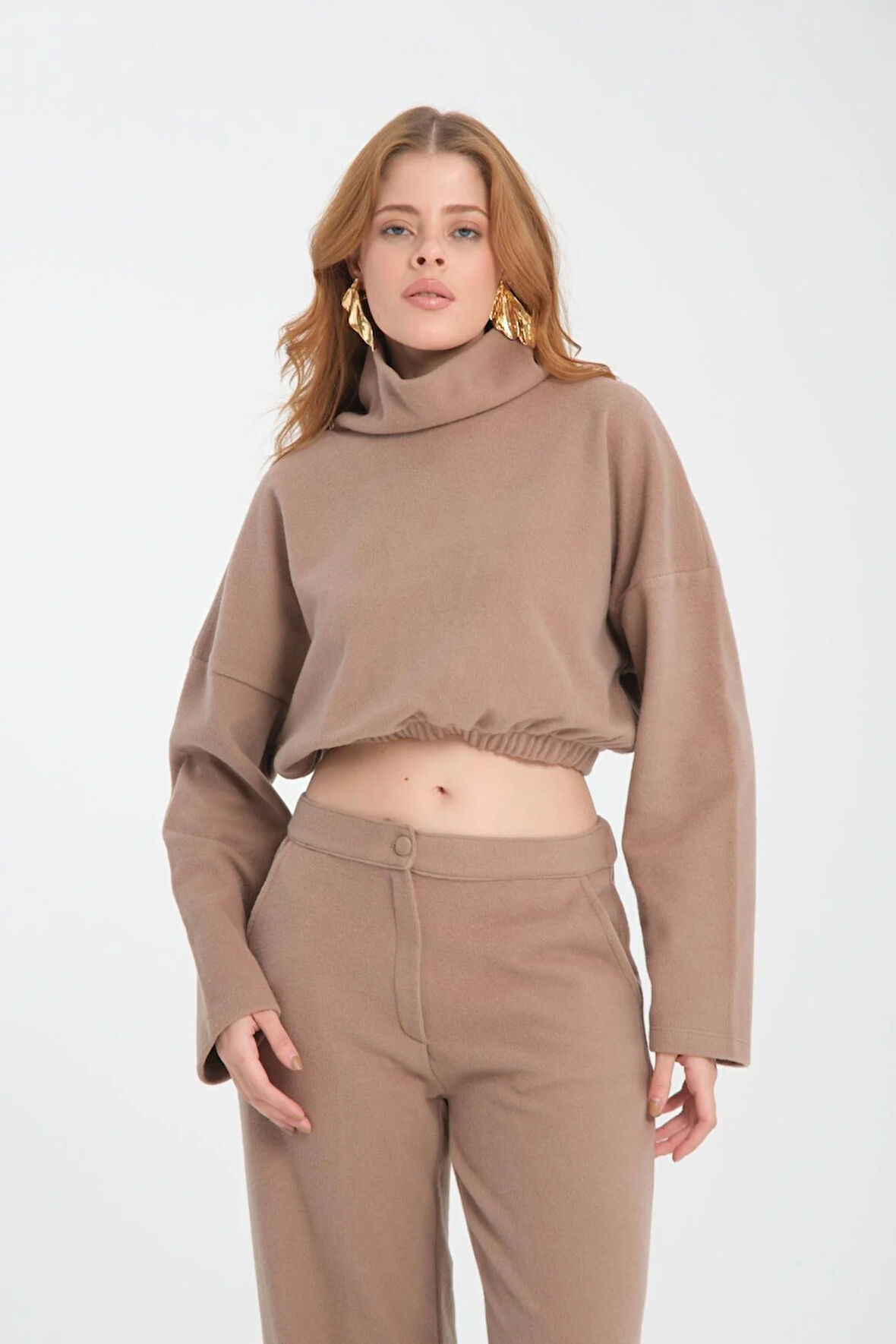 Pamuklu Boğazlı Crop Sweatshirt