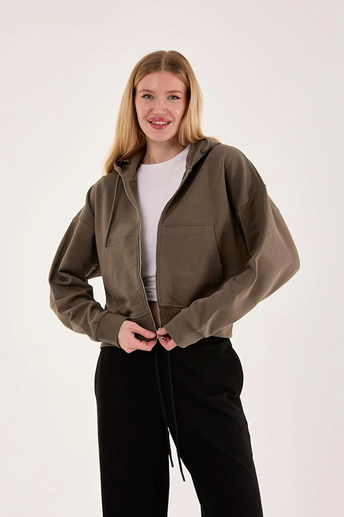 %100 Pamuk Kapüşonlu Fermuarlı Kadın Sweatshirt