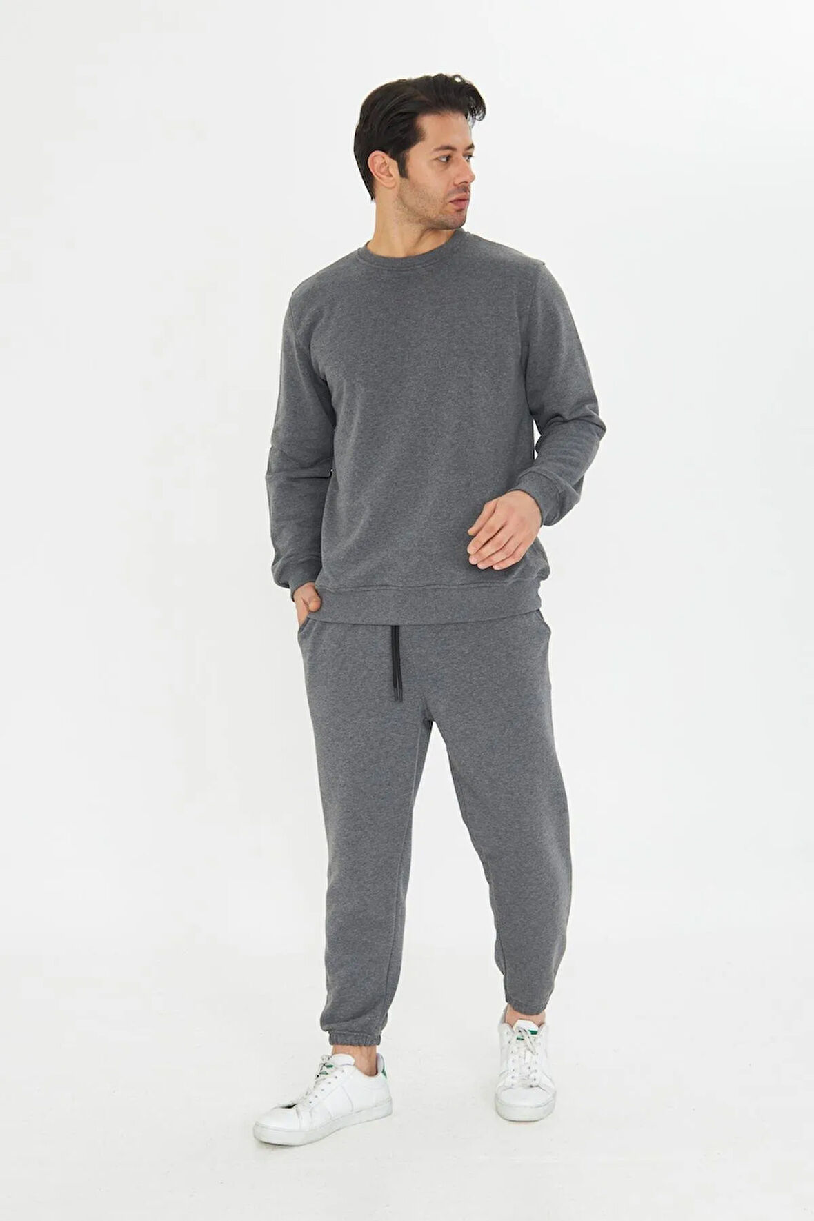 Şardonsuz 3 iplik Pamuklu Basic Bisiklet Yaka Unisex Eşofman Takımı 5738