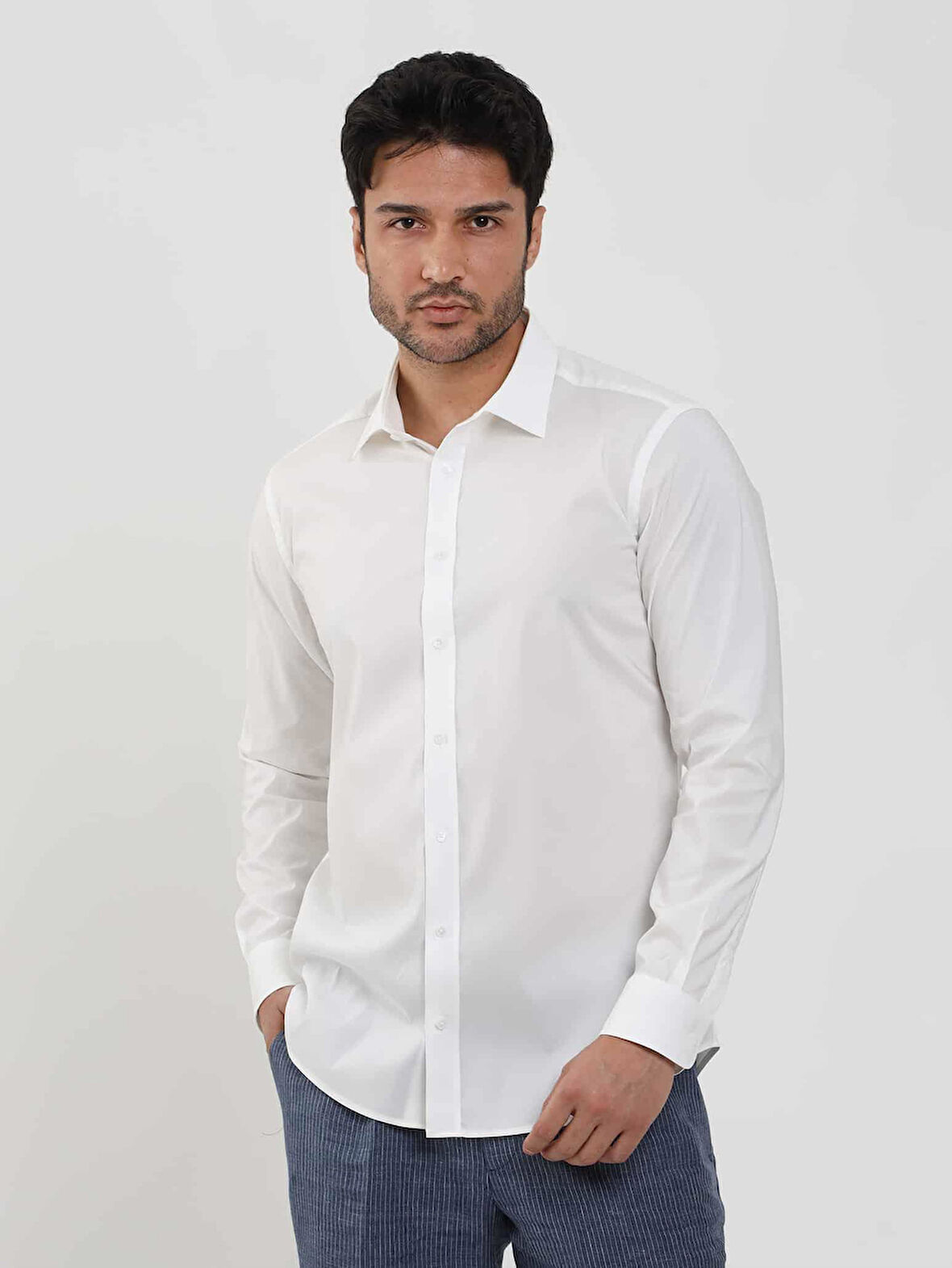 Dufy Beyaz Erkek Slim Fit Düz Klasik Yaka Uzun Kol Gömlek - 103119