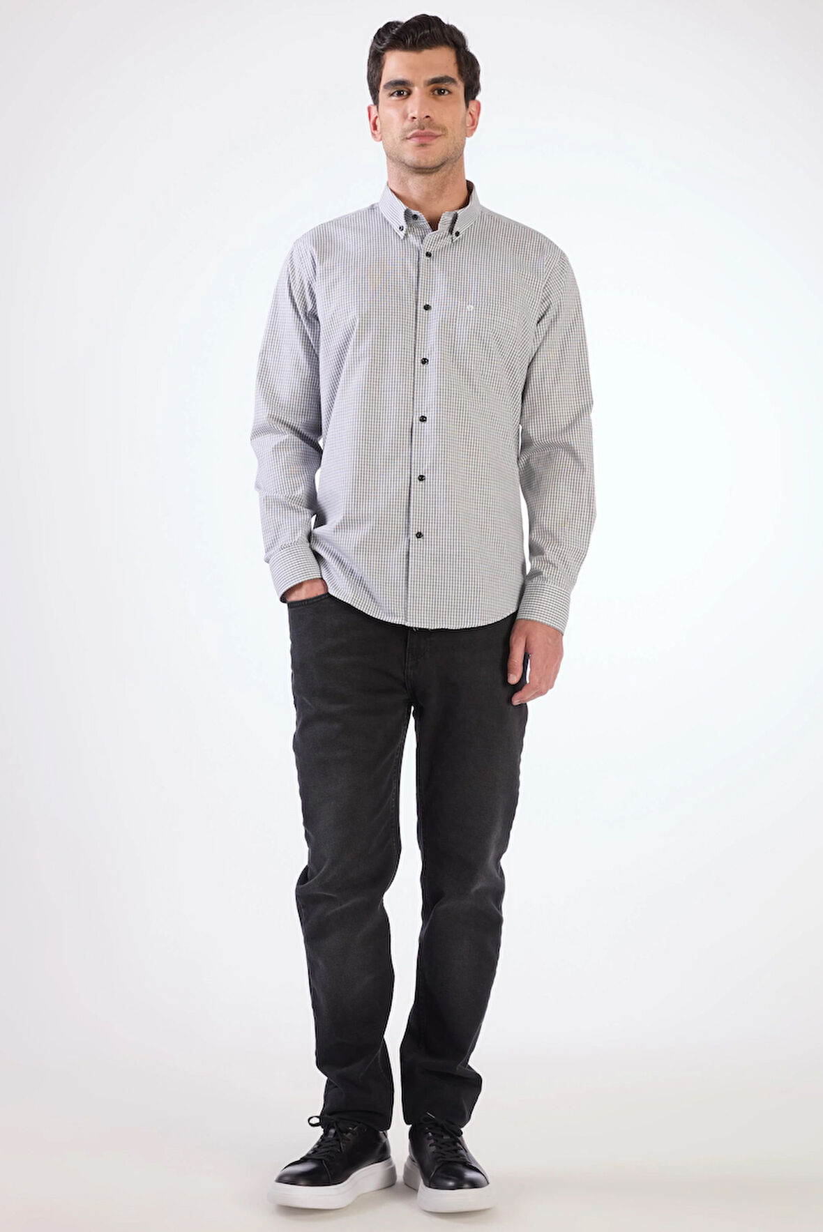 Siyah Kare Desen Regular Fit Uzun Kol Erkek Gömlek