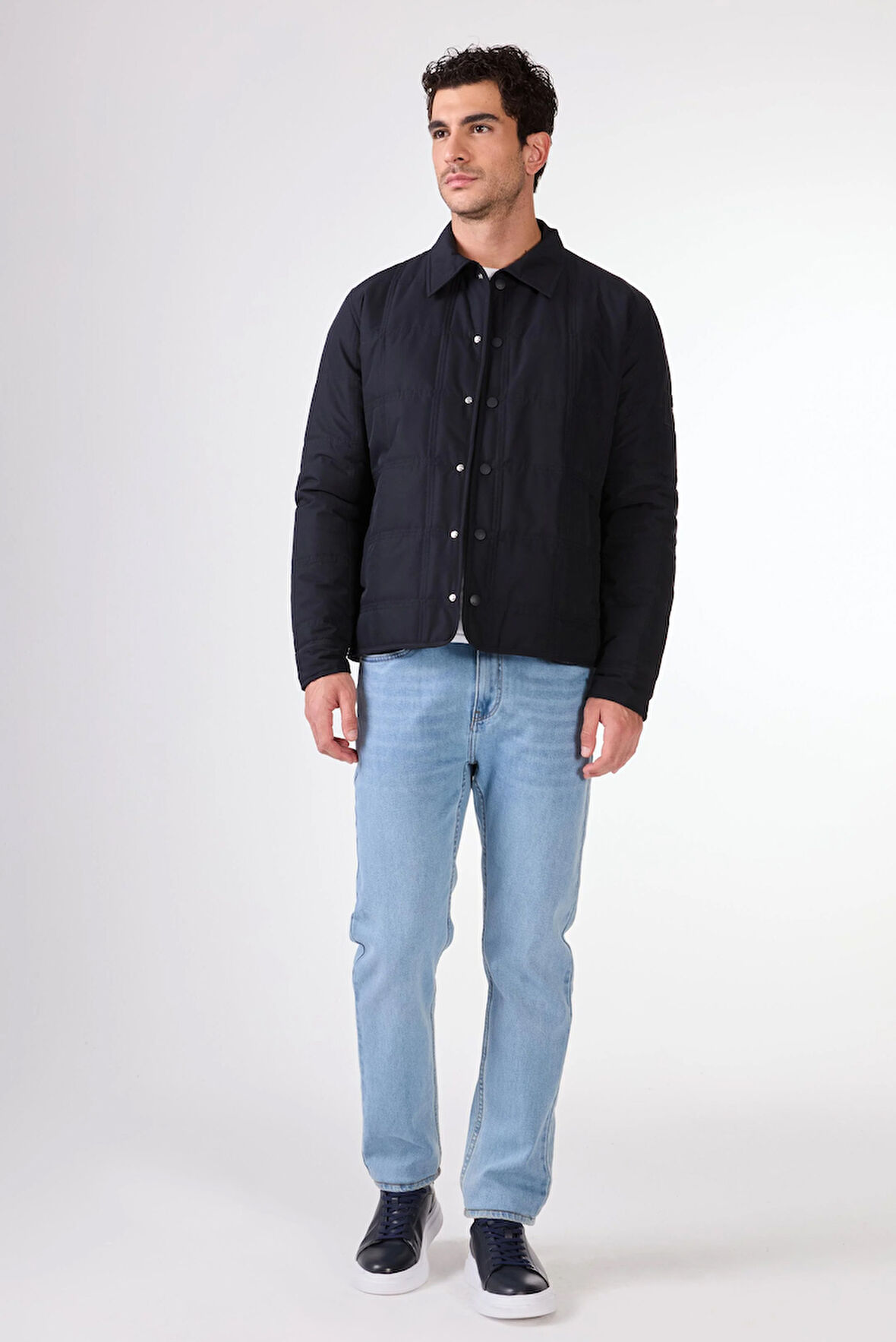 Lacivert Kapitone Slim Fit Çıtçıt Kapamalı Erkek Mont