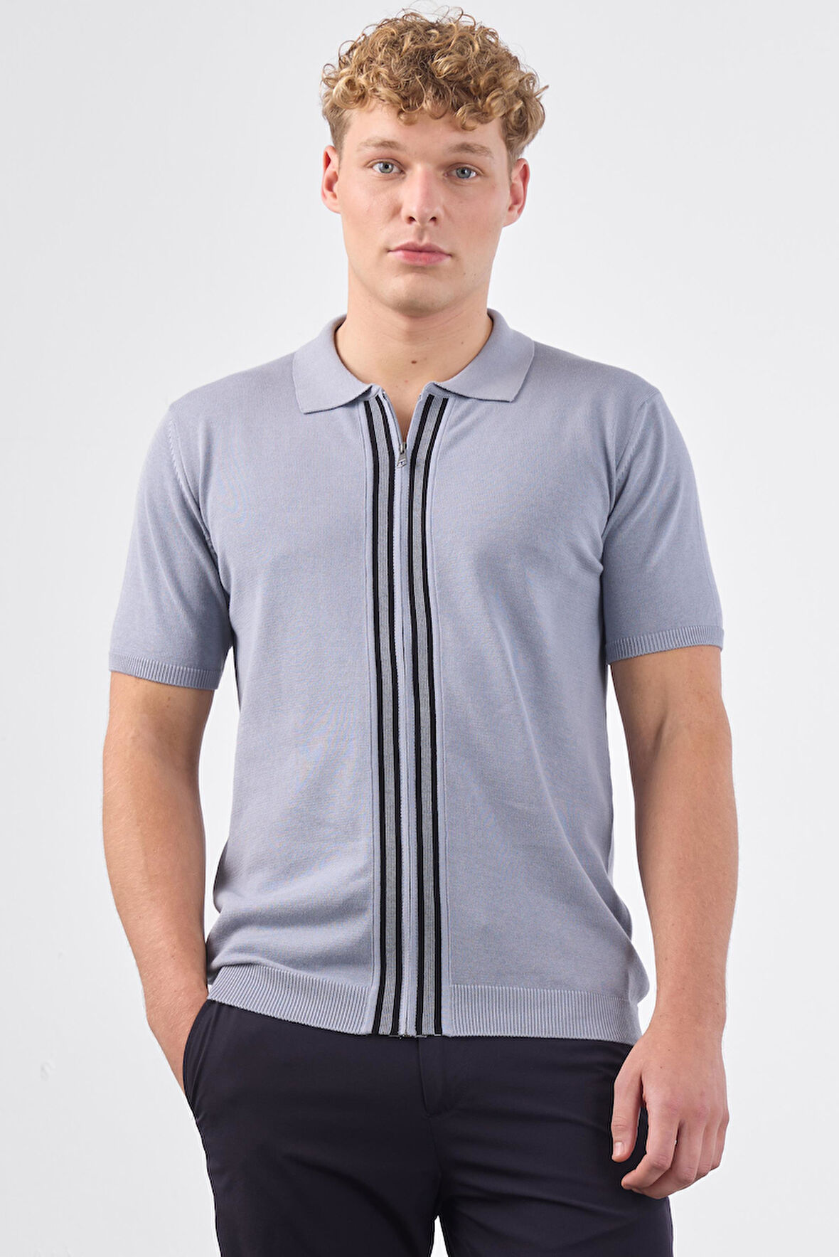 Gri Polo Fermuar Yaka Düz Kısa Kollu Slim Fit  Erkek Triko
