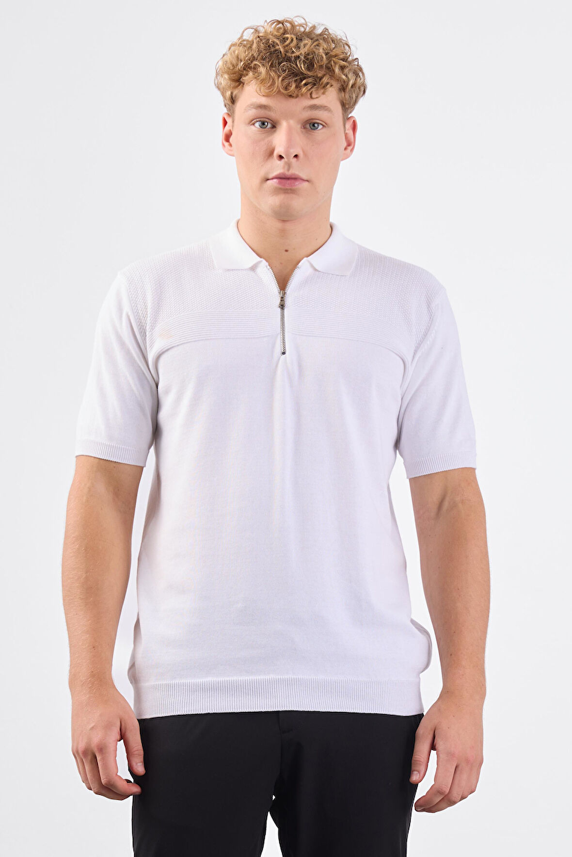 Beyaz Fermuarlı Polo Yaka Kısa Kollu Örgü Slim Fit Erkek Triko