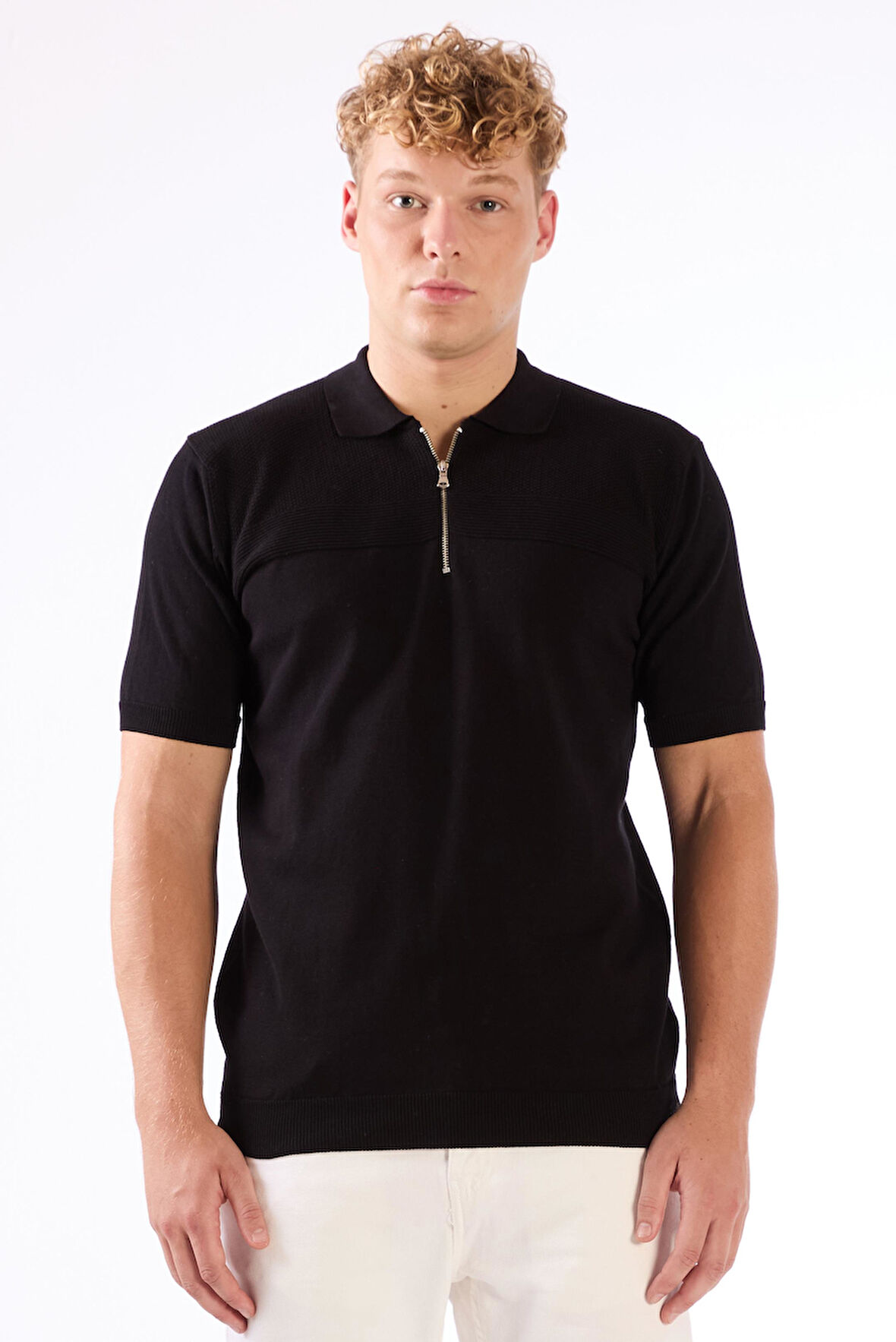 Siyah Fermuarlı Polo Yaka Kısa Kollu Örgü Slim Fit Erkek Triko