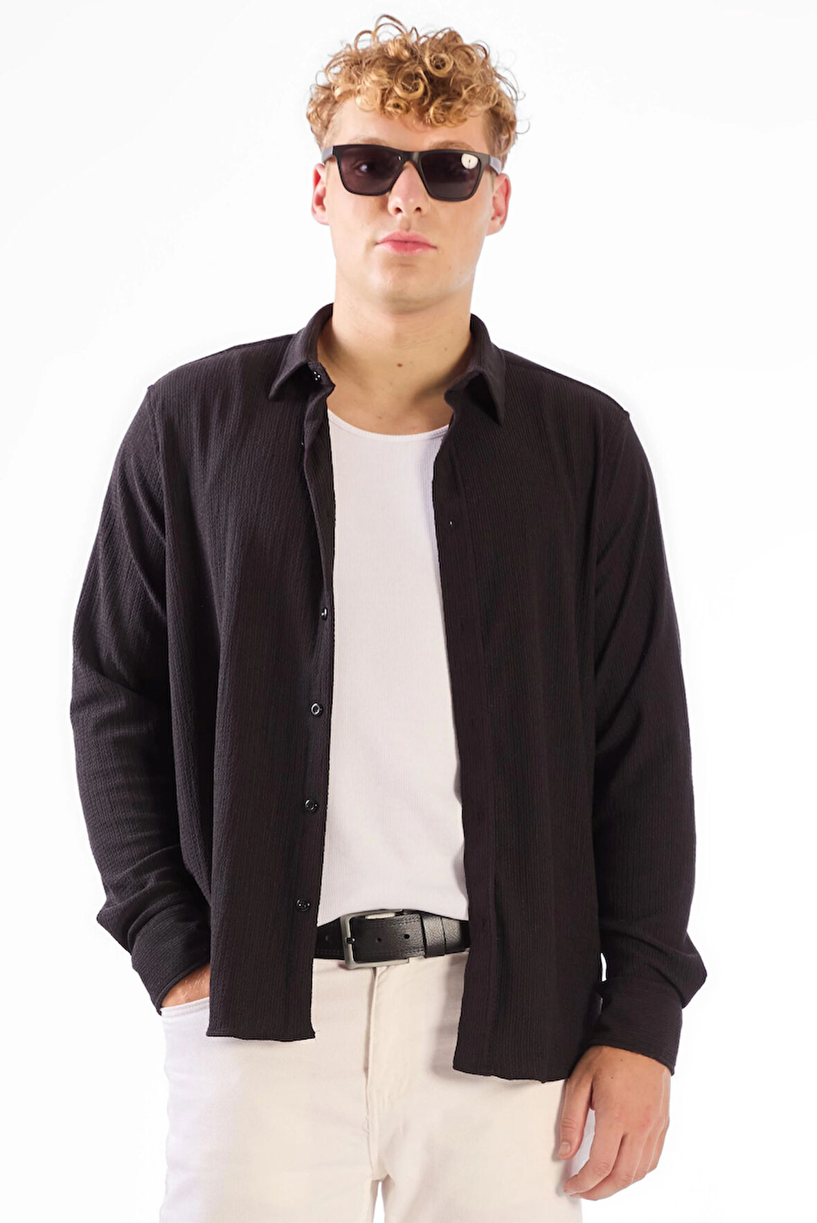 Siyah Gofreli Düz Renk Regular Fit Erkek Gömlek