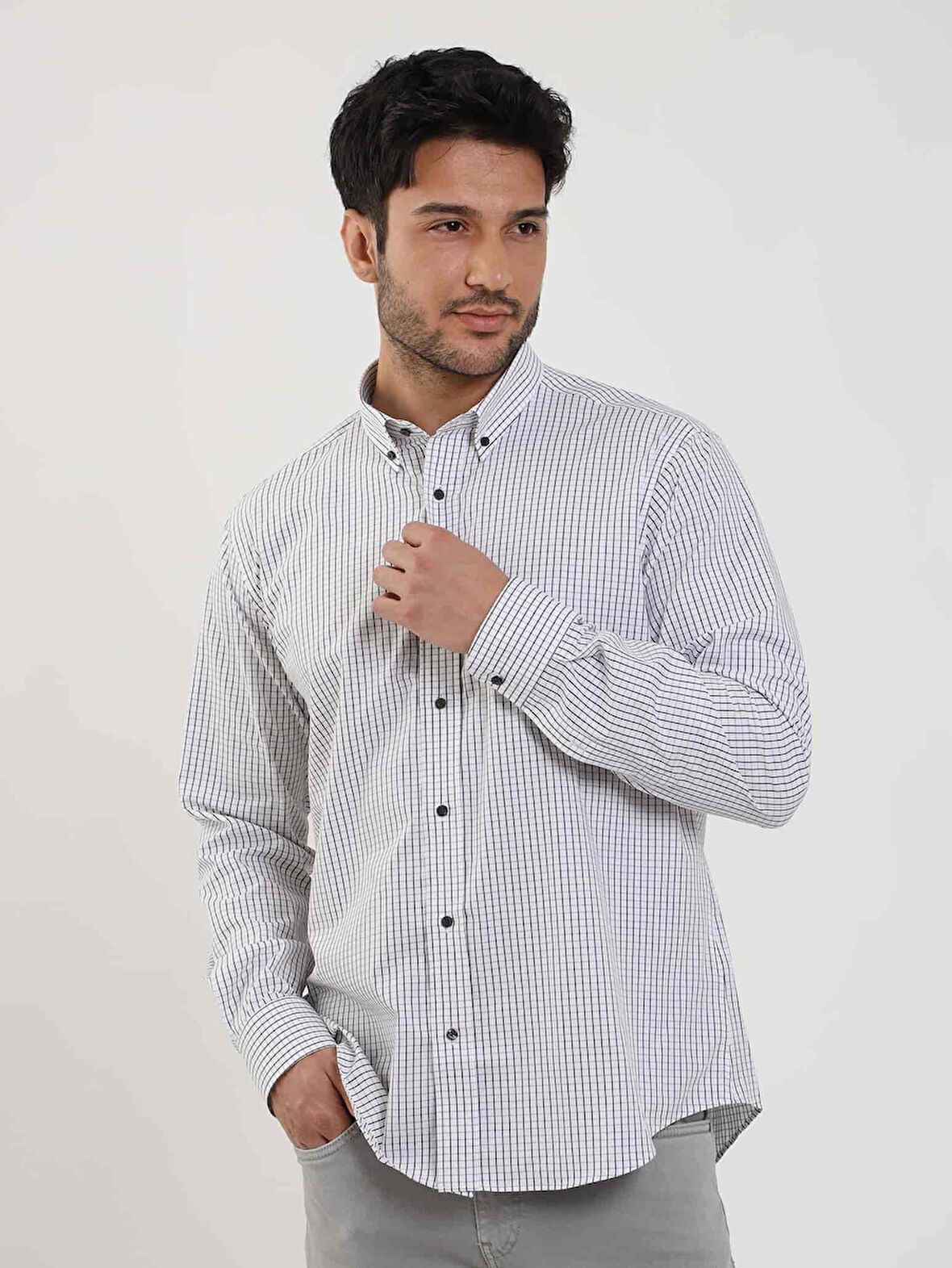 Dufy Beyaz Erkek Regular Fit Kareli Düğmeli Yaka Uzun Kol Gömlek - 97901