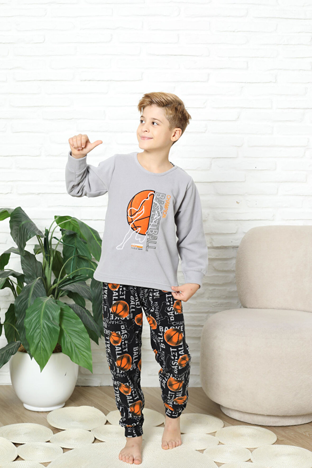 Yeni Stil Sonbahar/Kış Erkek Çocuk Basketball Desenli Polar Pijama Takımı 4562