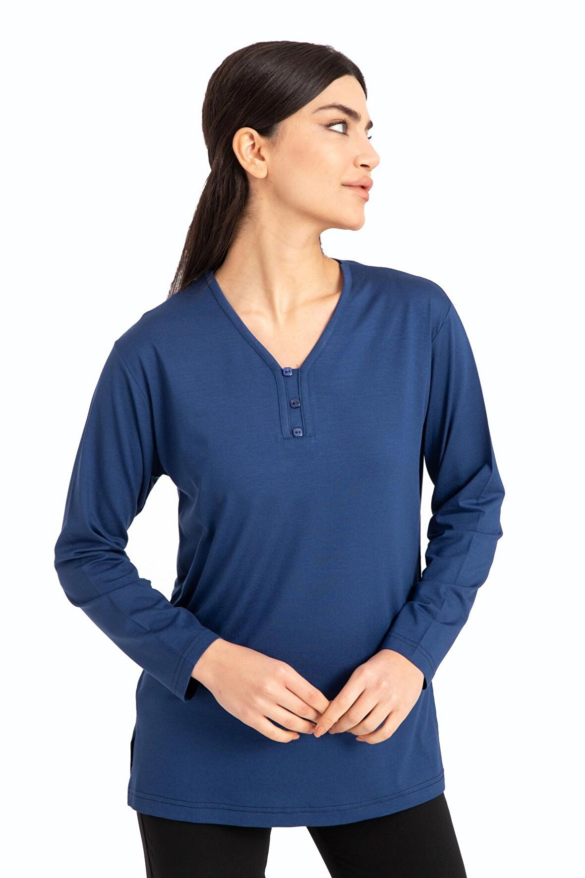 Kadın Orta Yaş ve Üzeri Dört Mevsim V Yaka Rahat Kalıp Likralı Viskoz Anne Penye Bluz 140