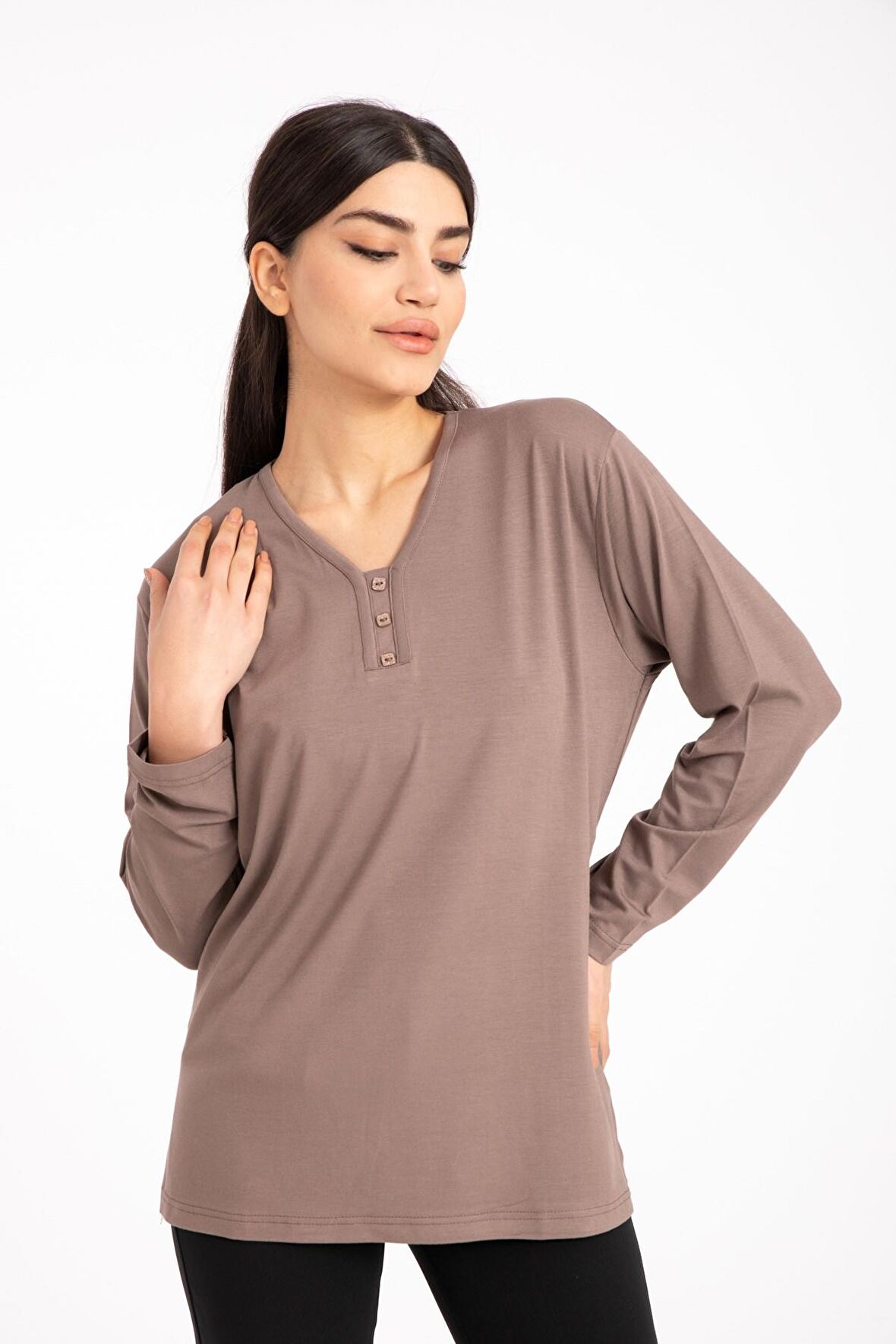 Kadın Orta Yaş ve Üzeri Dört Mevsim V Yaka Rahat Kalıp Likralı Viskoz Anne Penye Bluz 140