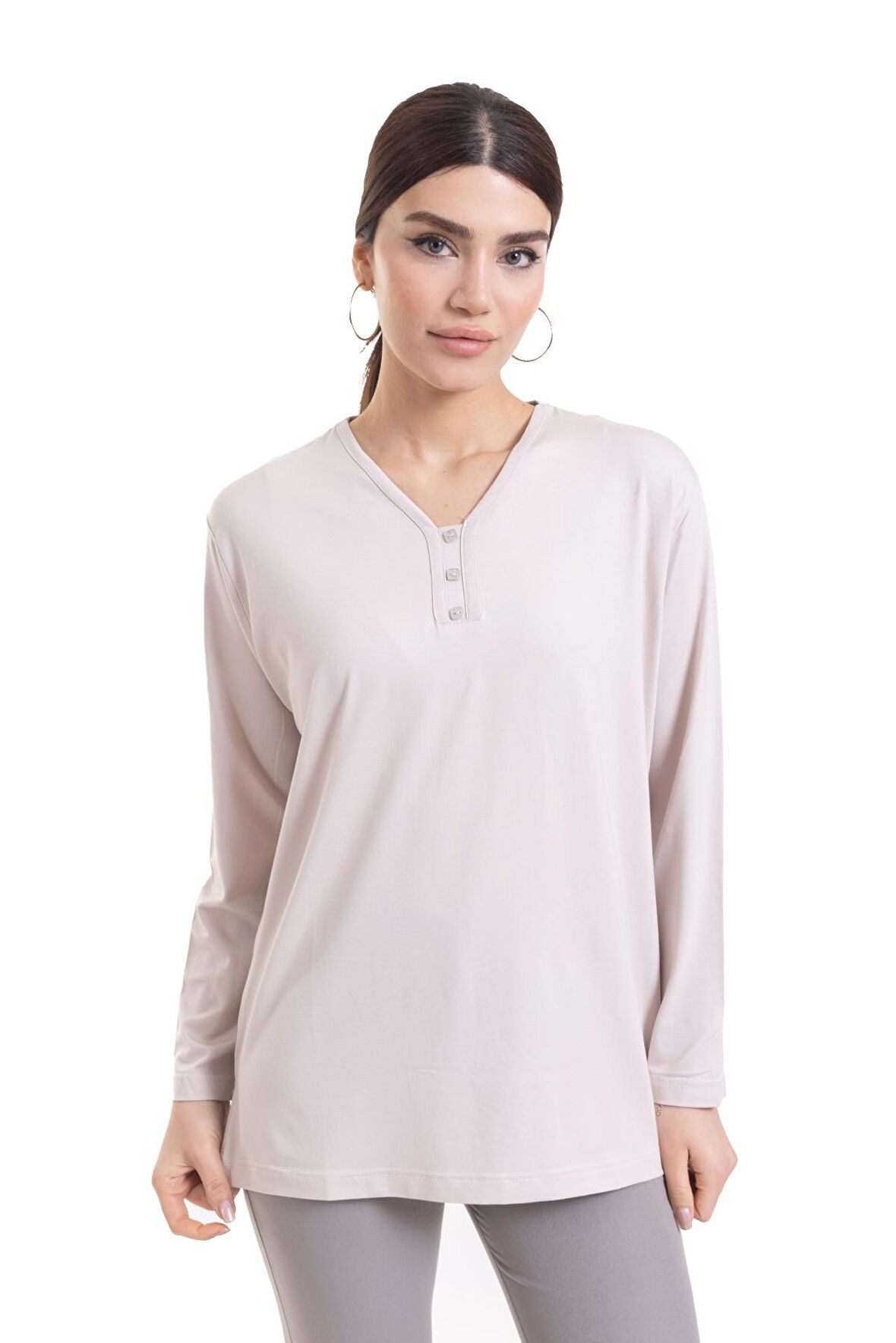 Kadın Orta Yaş ve Üzeri Dört Mevsim V Yaka Rahat Kalıp Likralı Viskoz Anne Penye Bluz 140