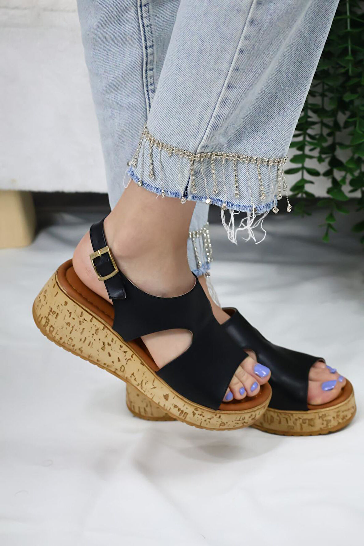 Kadın Elena Mantar Taban Ortopedik Sandelet  Siyah