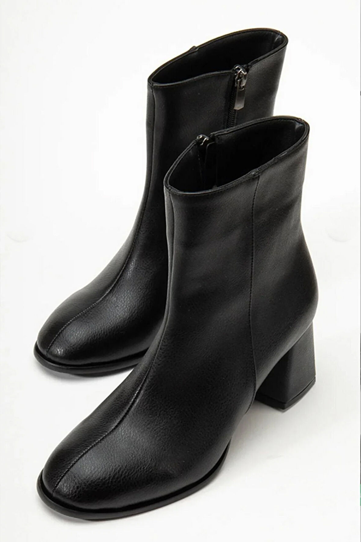 Kadın Marta Siyah Kalın Topuklu Yumurta  Burun Fermuarlı Bot