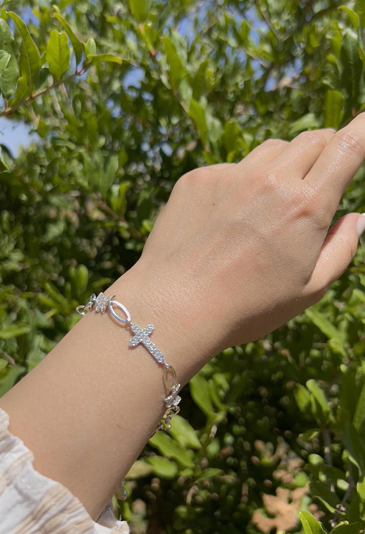 Haç Figürlü Swarovski Taşlı Gümüş  Bileklik