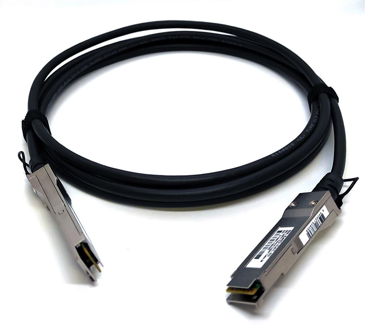 Beek 40G QSFP+  40G QSFP+, DAC Kablosu, 3 metre
Beek 40G QSFP+ Pasif Bakır Kablo 3 metre
Beek 40G QSFP+  to  40G QSFP+, DAC Cable, 3 meters
Beek 40G QSFP+ Passive Copper Cable 3 meters