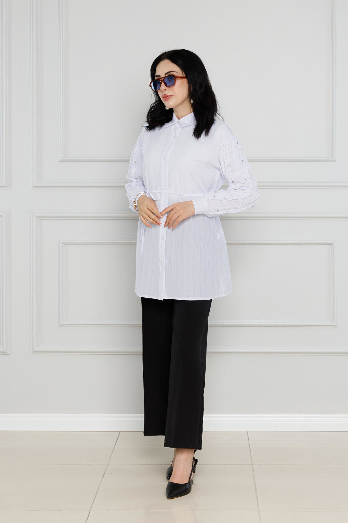 Kolu Fırfır Taşlı Tunik-Beyaz