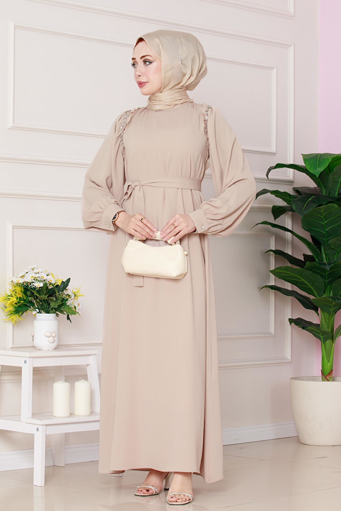 Omuzu Taş Detaylı Rose Elbise-Bej