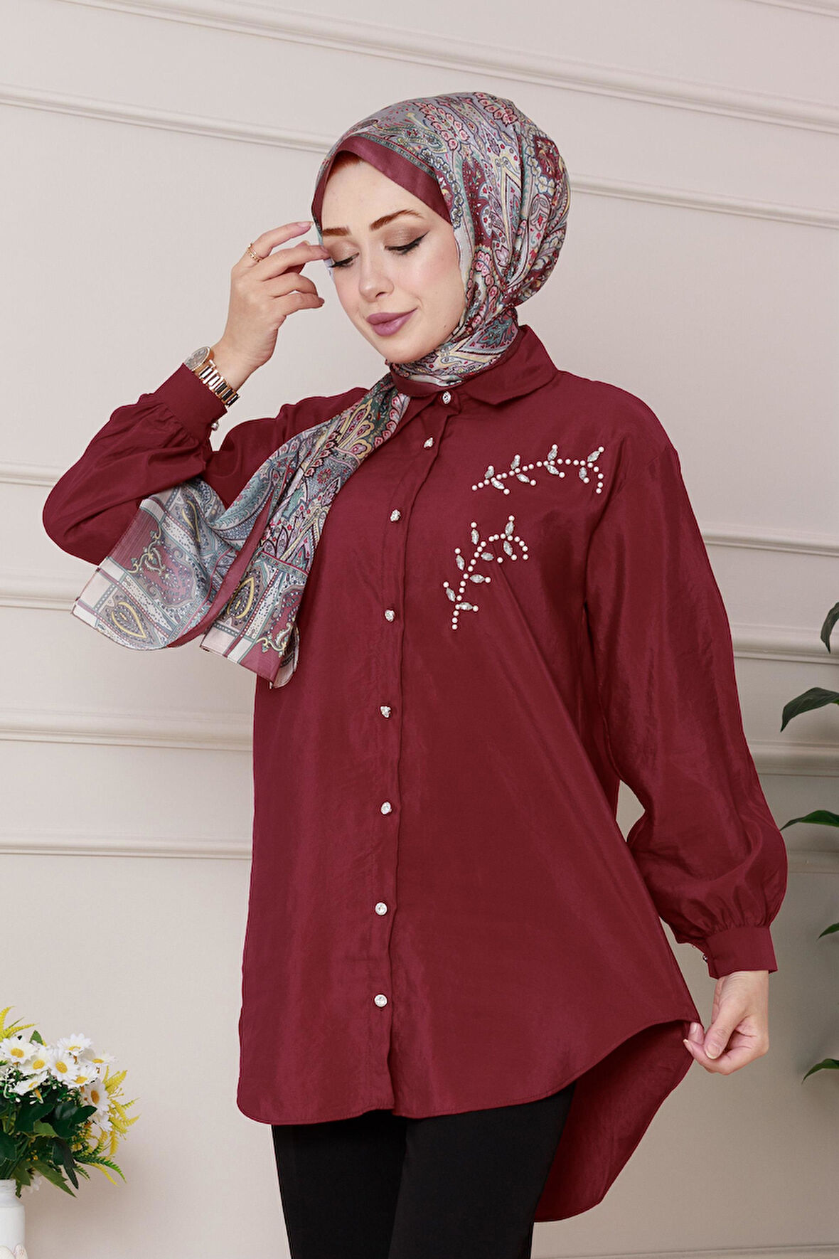 Önü İnci Taş İşlemeli Tunik-Bordo