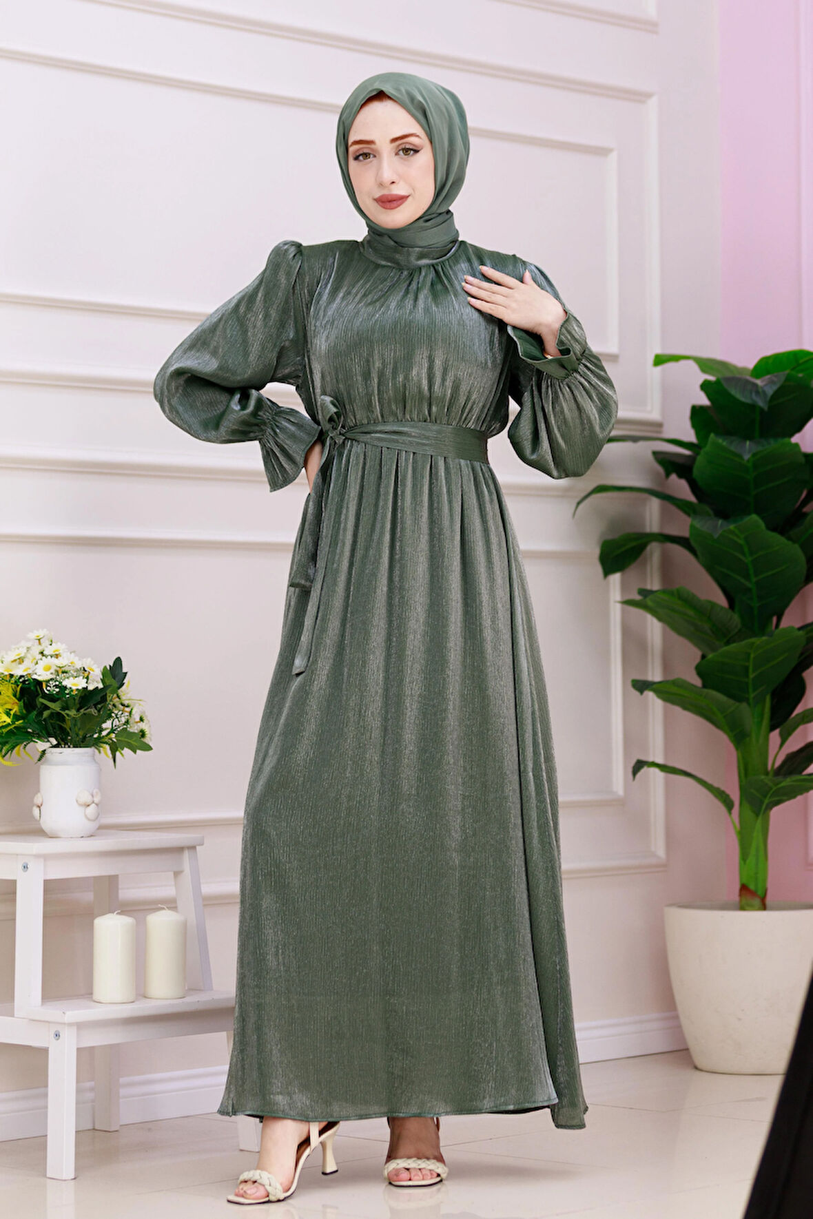 Kolu Volanlı Simli Alya Abiye-Yeşil