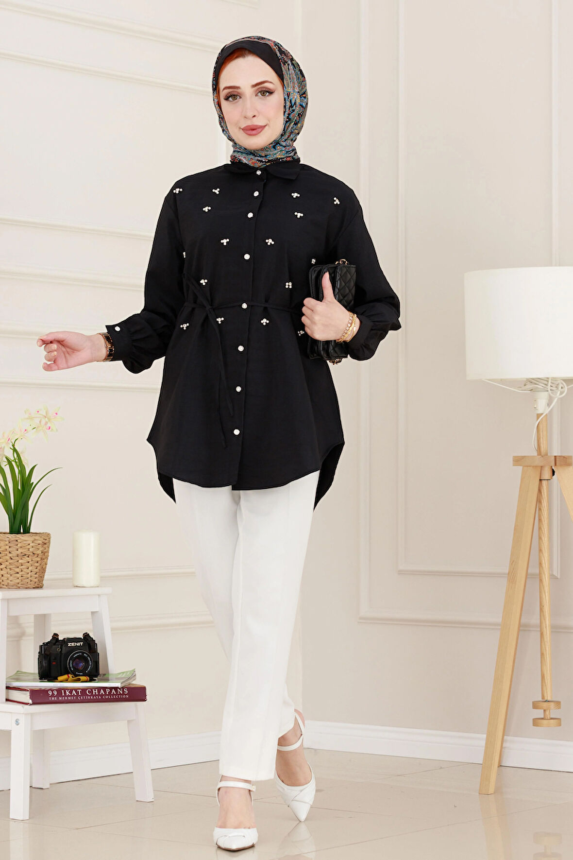 Monako Yaka Taşlı Tunik-Siyah