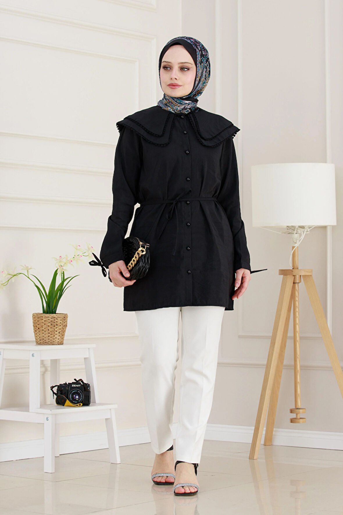 Çift Yaka Dantelli Tunik-Siyah