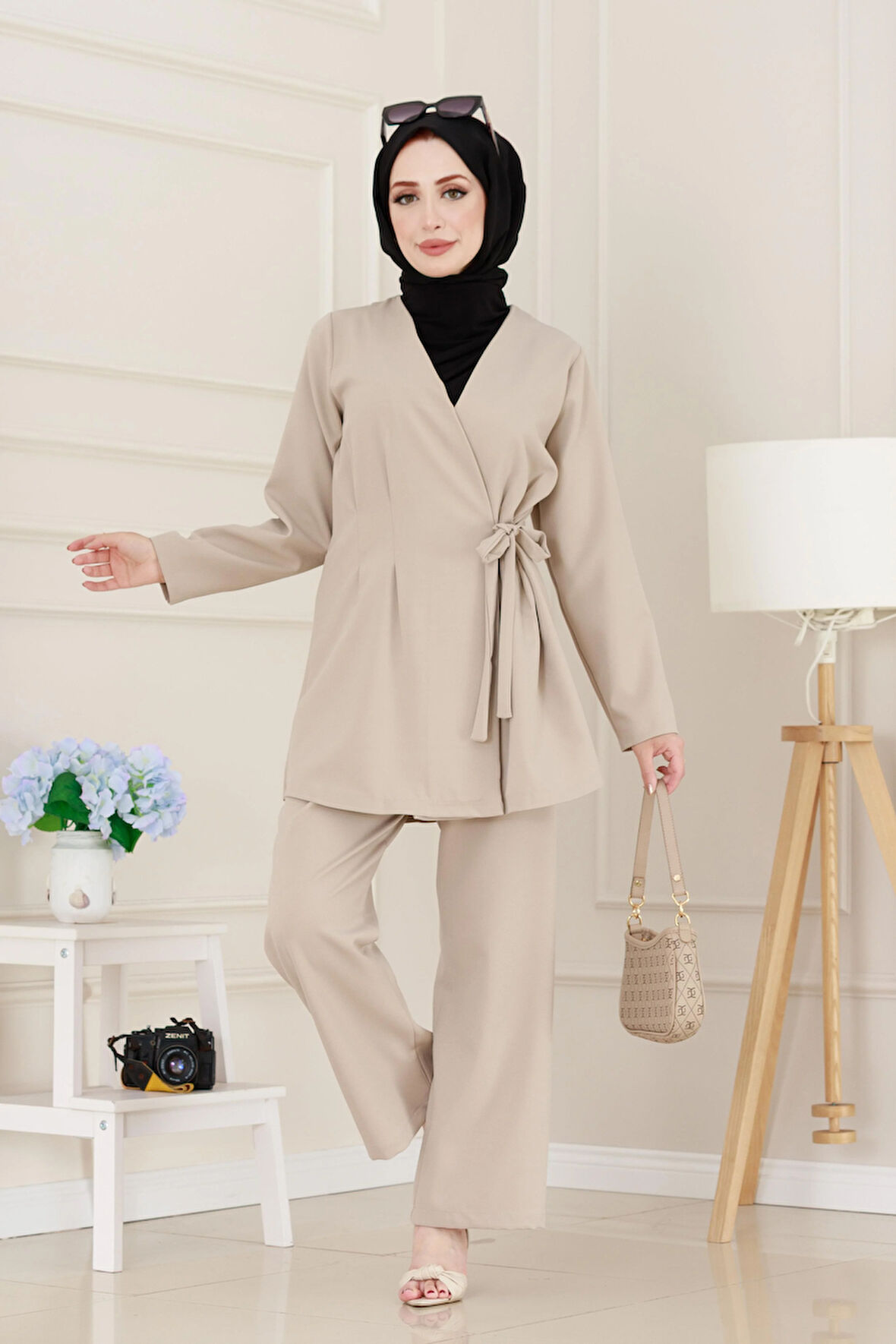 Yandan Bağlamalı HürremTakım-Bej