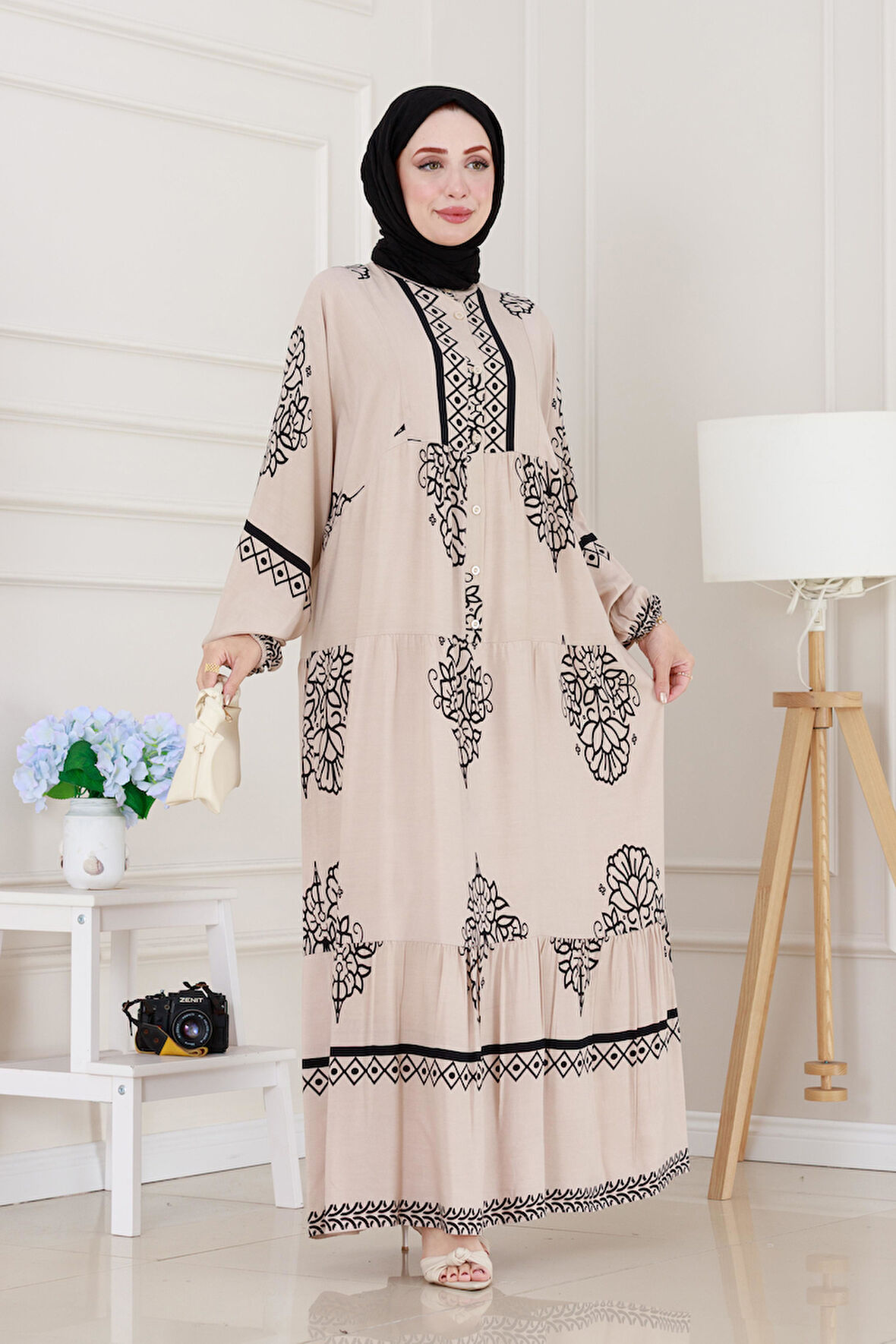 Yarım düğmeli Robalı Beyza Elbise-Bej