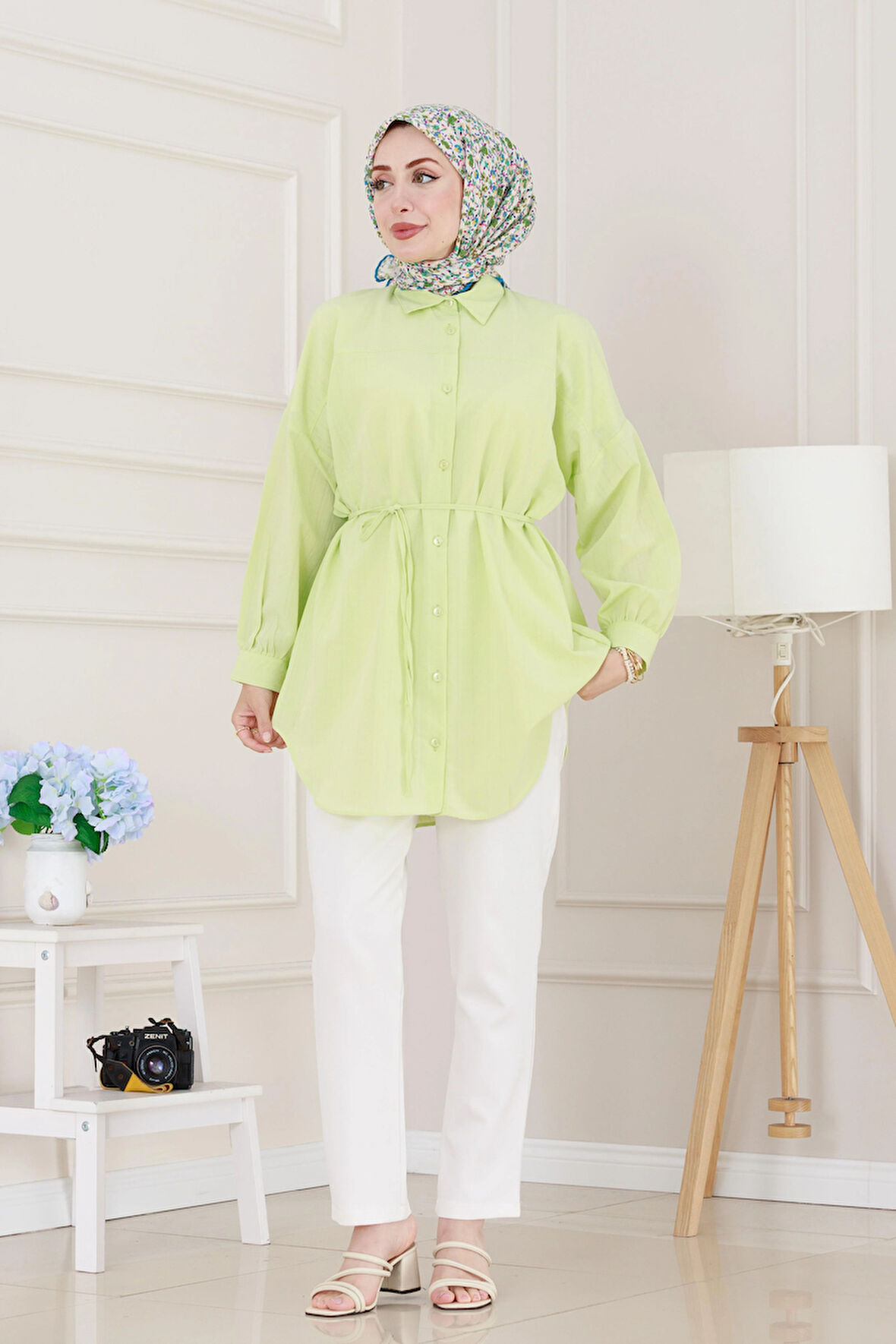 Önü Ekli Bol Kalıp Tunik-Sarı