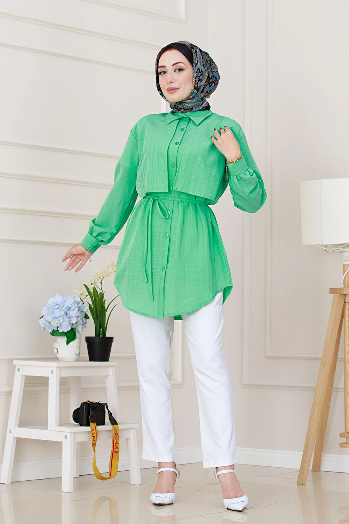 Beli Bağcıklı Allerli Taşlı Tunik-Su Yeşili