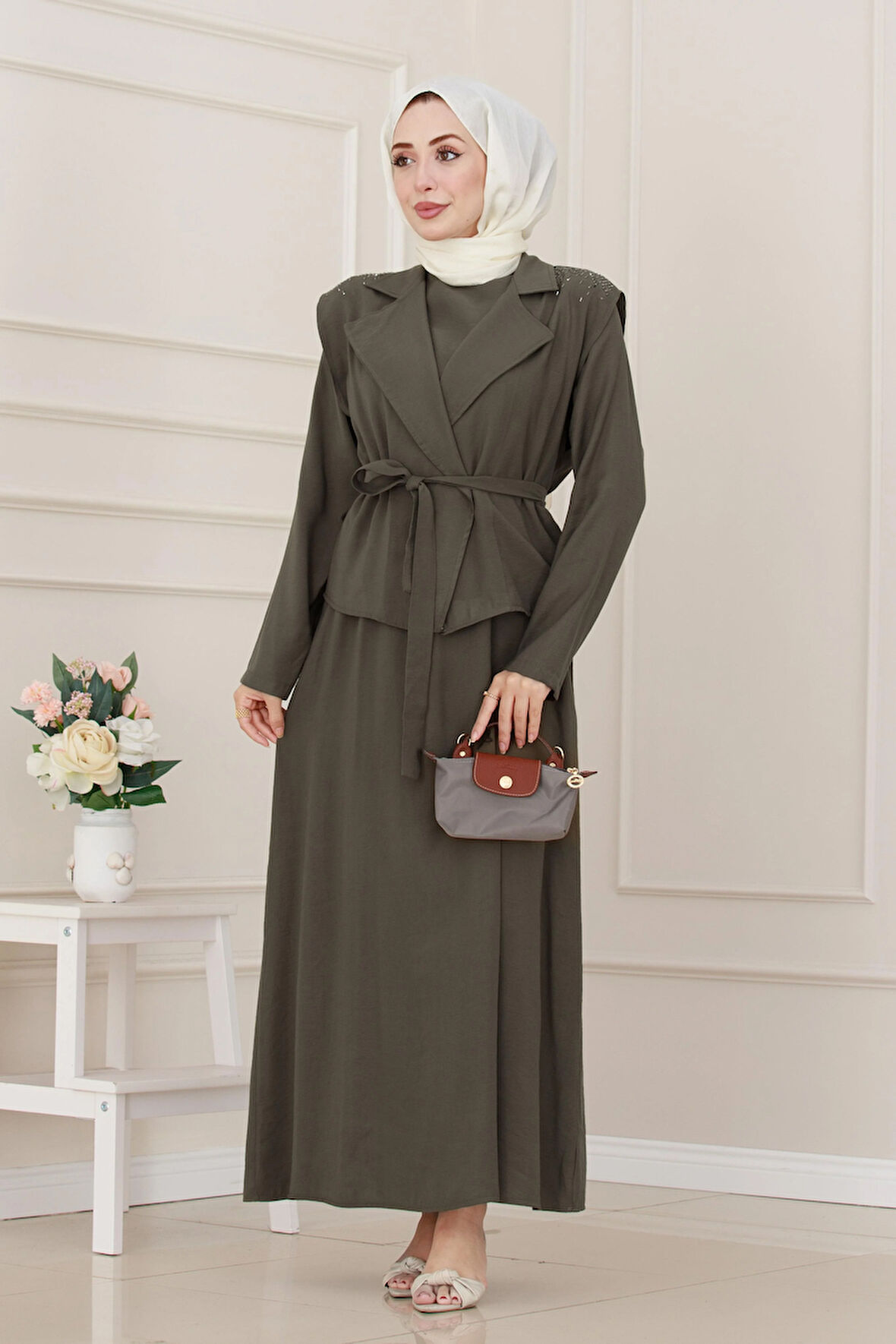 Yeleği Taş Detaylı Tensel Elbise-Haki