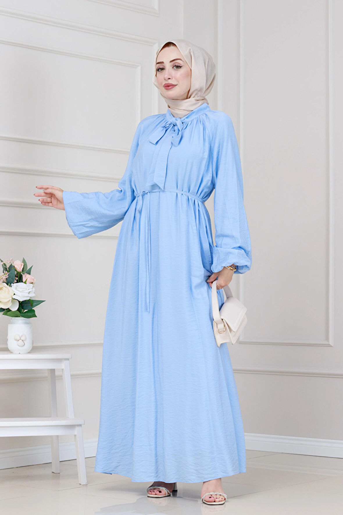 Yakası Bağcıklı Lara Elbise-Bebe mavi