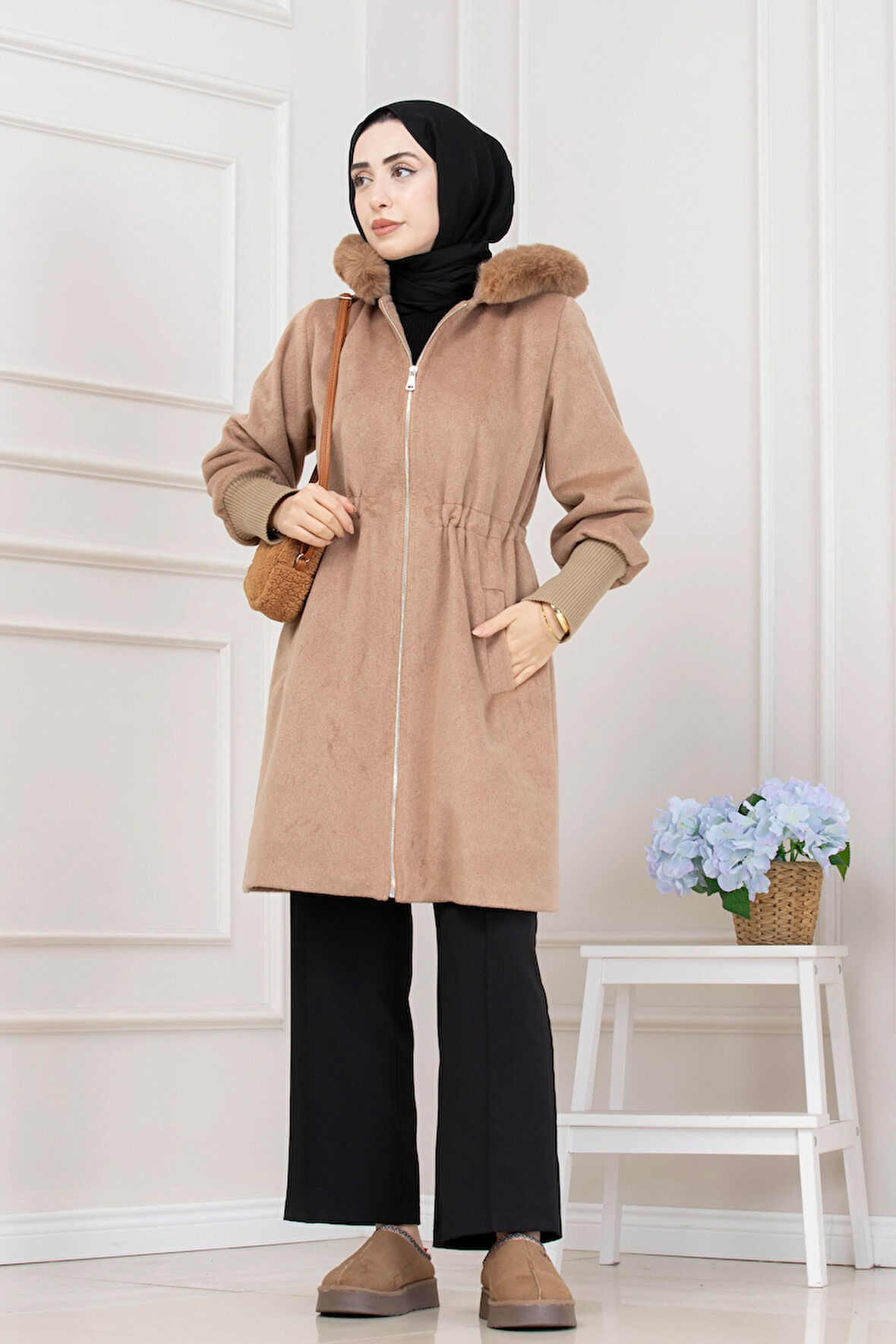 Beli İçten Tünelli Kapüşonlu Kap-CAMEL