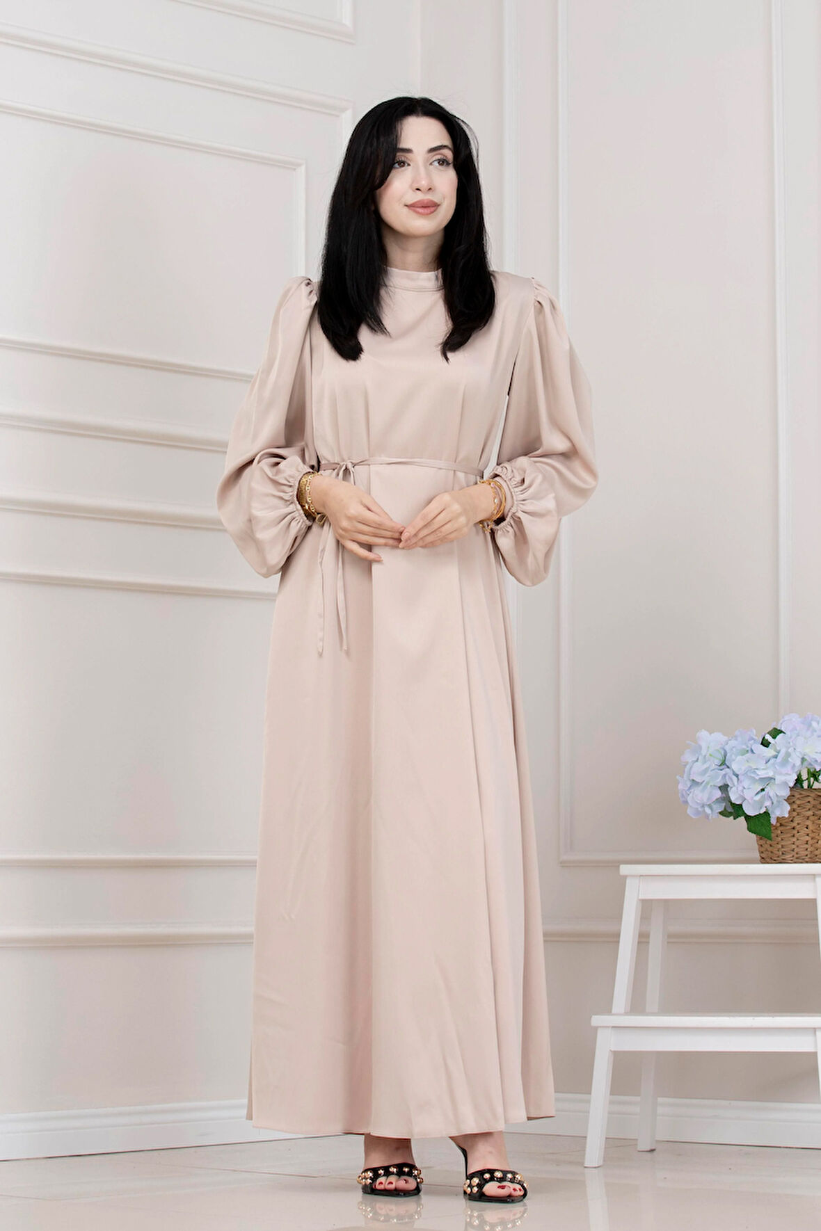 Beli Bağcıklı Balon Kol Abiye-BEJ