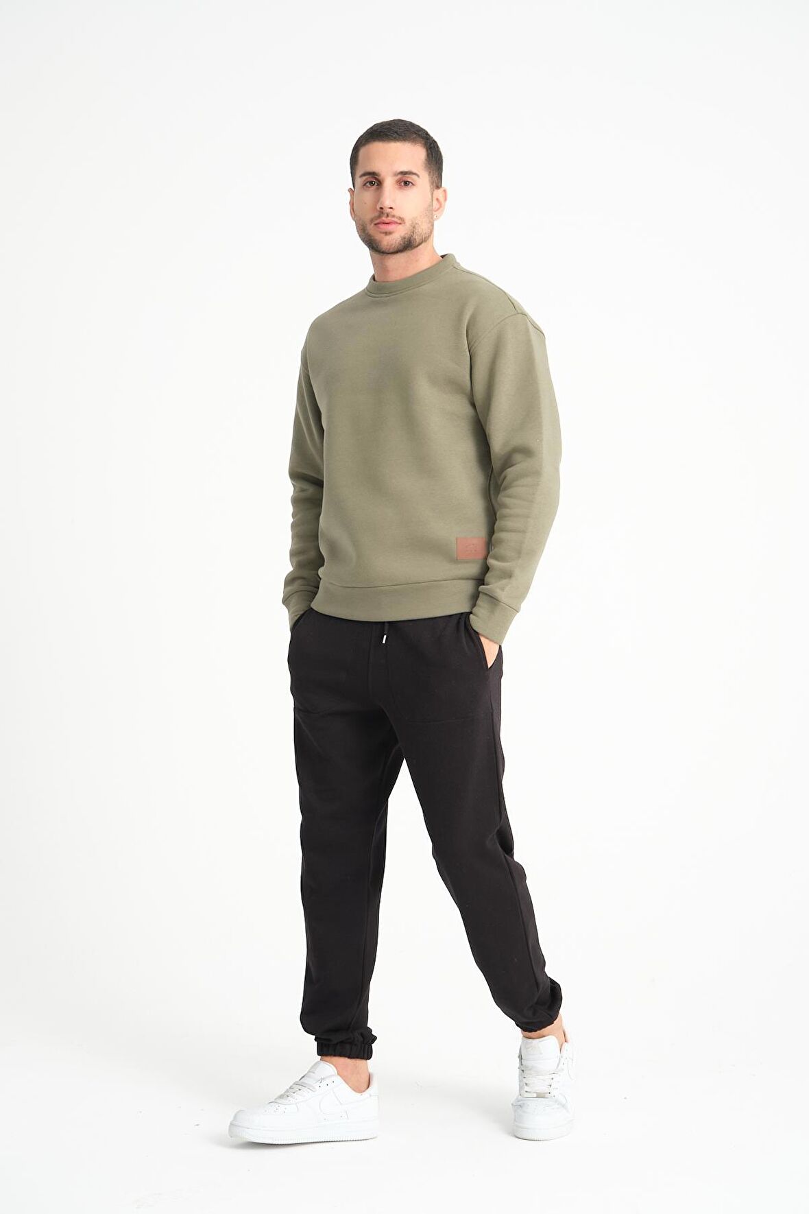 Haki Bisiklet Yaka Basic Armalı Erkek Sweatshirt