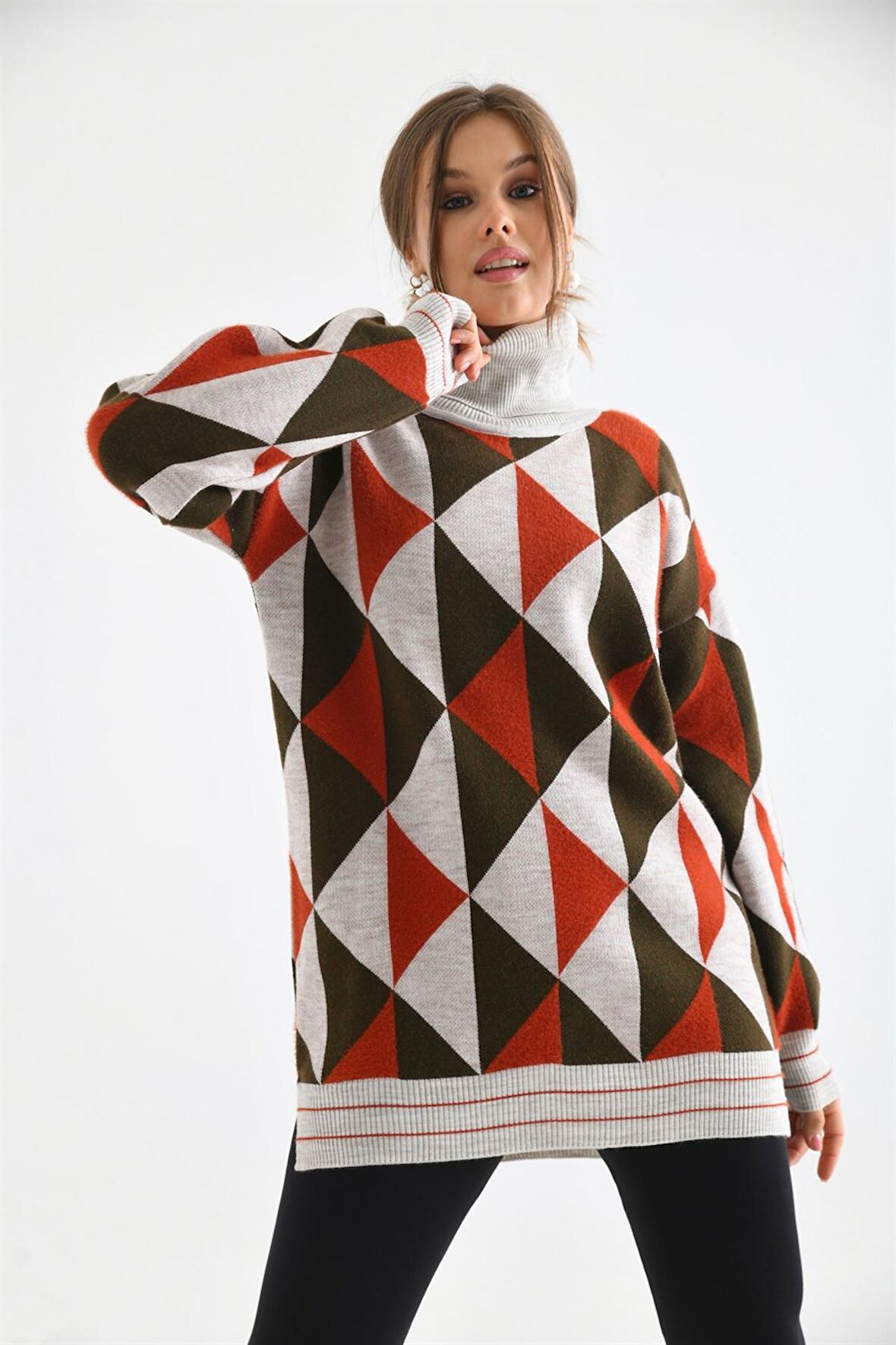 FTZ Women Kadın Degaje Yaka Üçgen Detay Kazak Taş