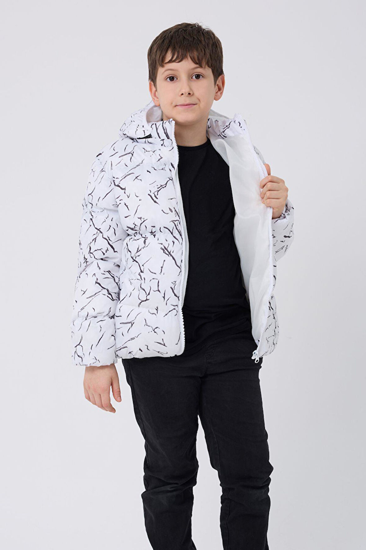 Spor Erkek Spor Çocuk Beyaz Çıkabilir Kapüşonlu Su ve Rüzgar Geçirmez Cepli   Mont & Kaban & Parka